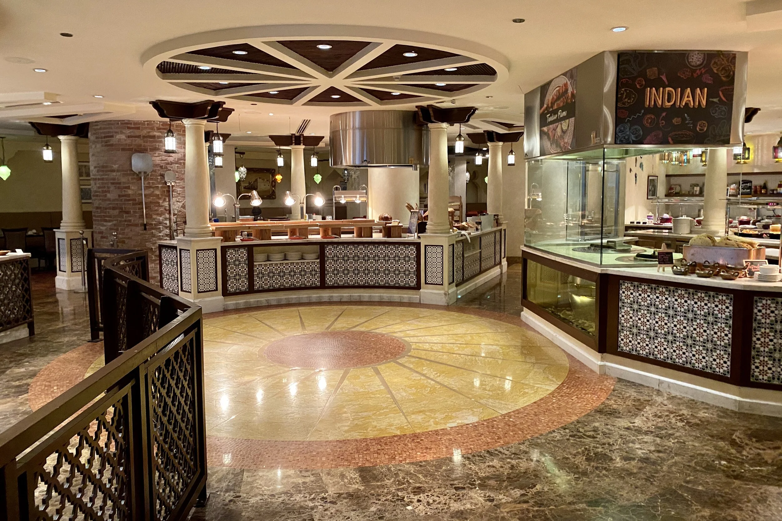 Review JW Marriott Marquis Doha City Center Prince of Travel