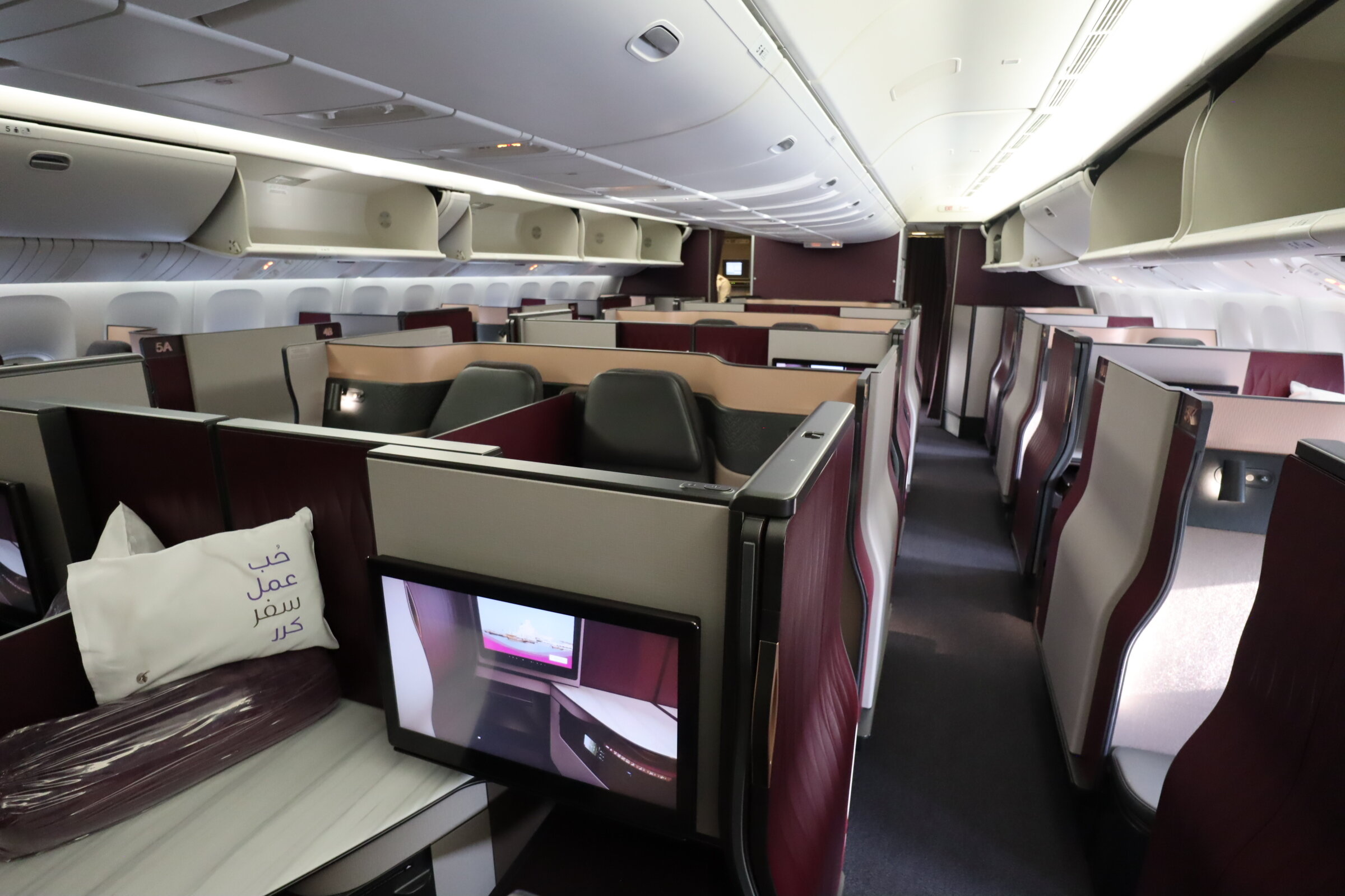 Review: Qatar Airways 777 Qsuites Business Class Doha to ...