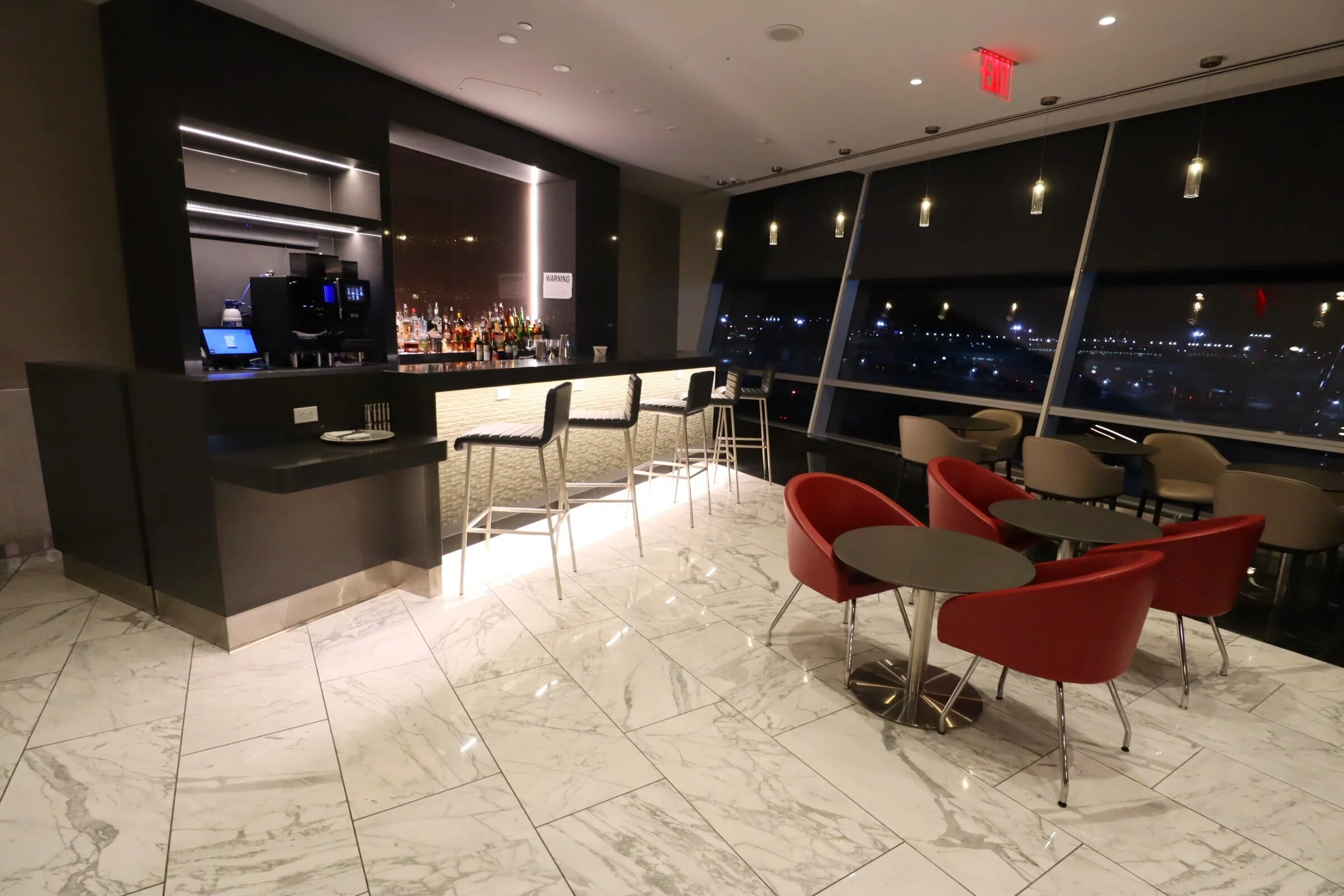 Review American Airlines Flagship First Dining New York JFK Prince