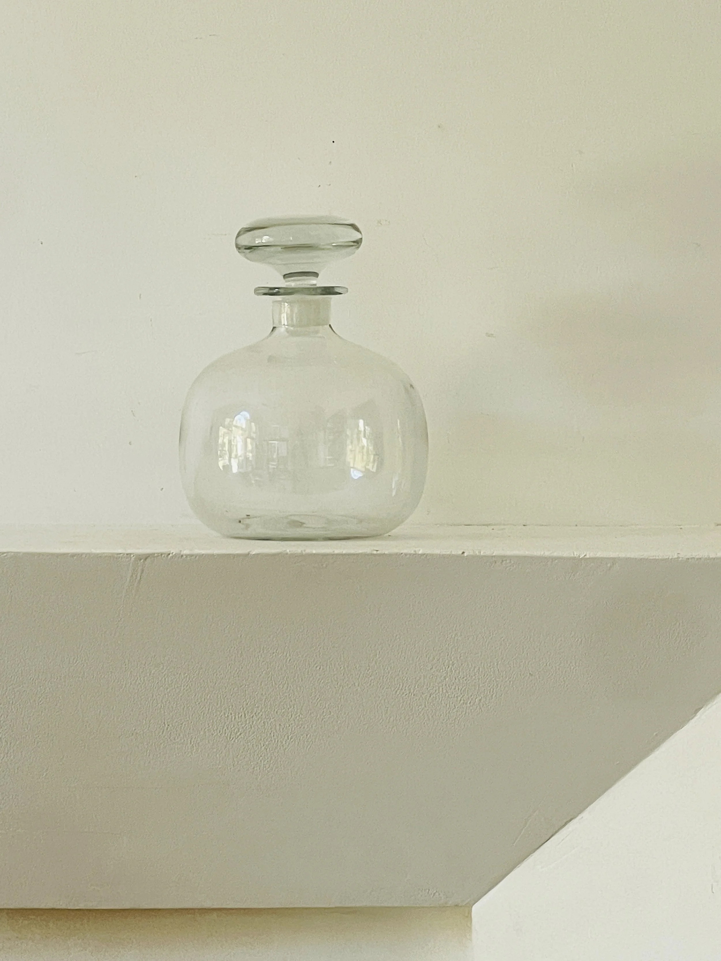 MATERI(A)NTIQUES SMALL ROUND BLOWN GLASS DECANTER WITH BLOWN GLASS STOPPER(2).jpg