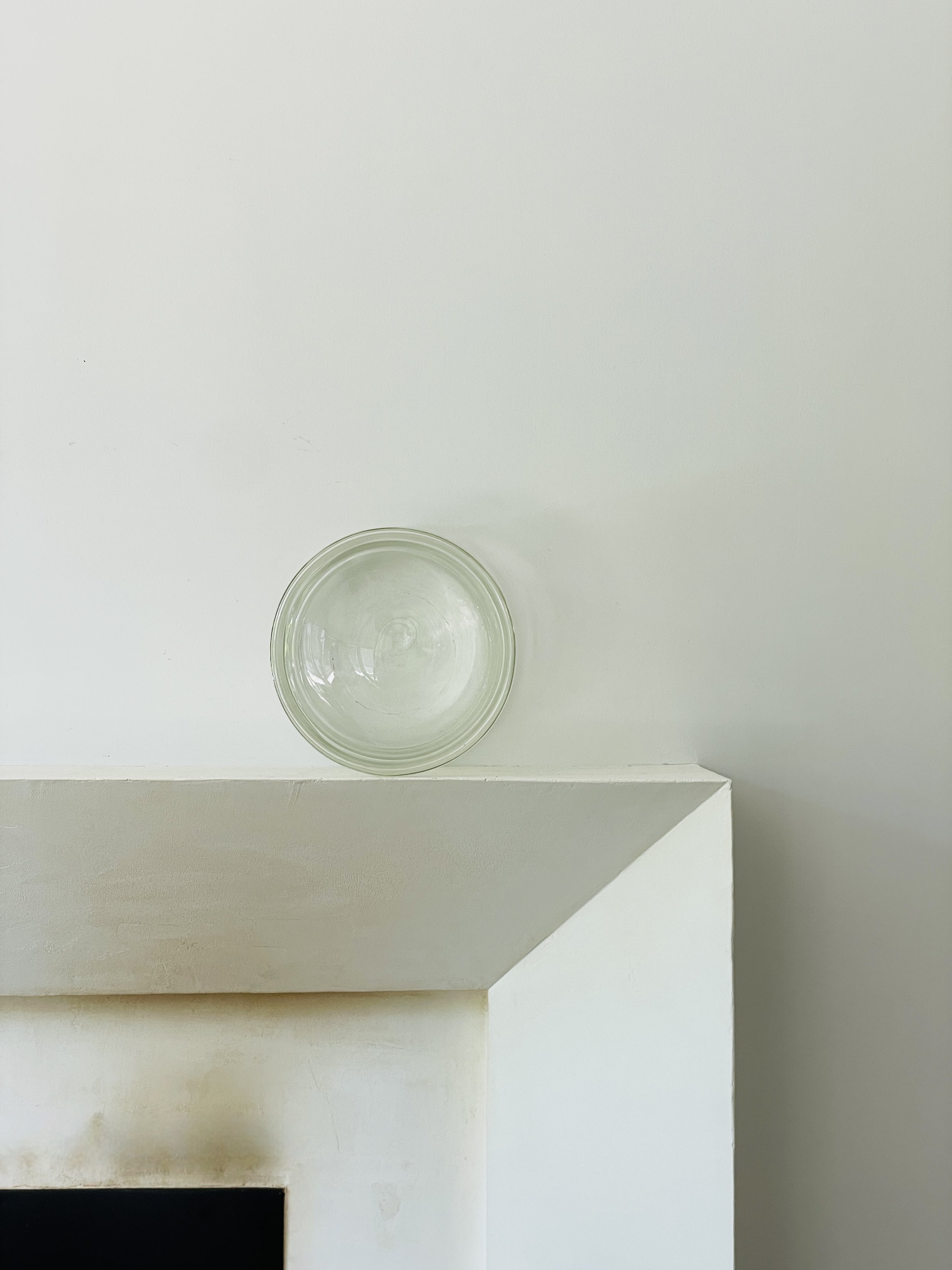 MATERI(A)NTIQUES LARGE CLEAR GLASS OPEN VESSEL(2).jpg