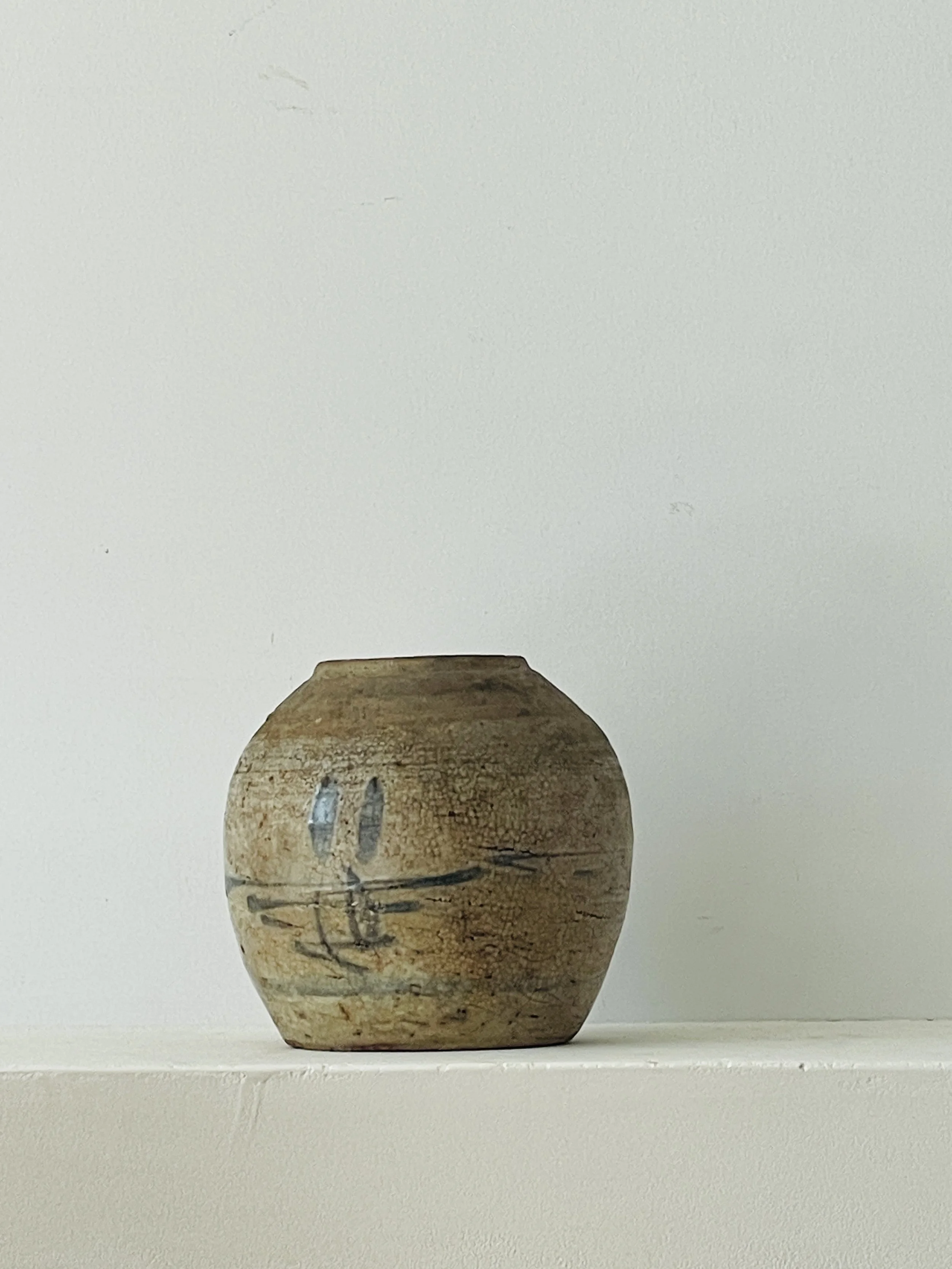 MATERI(A)NTIQUES LARGE MATTE GINGER JAR(2).jpg