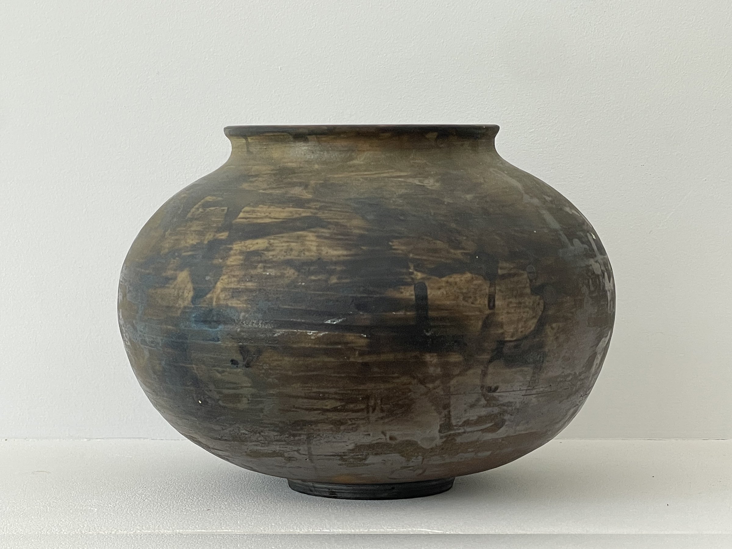 MATERIA-BLACK-GLAZED-VESSEL.3.jpg