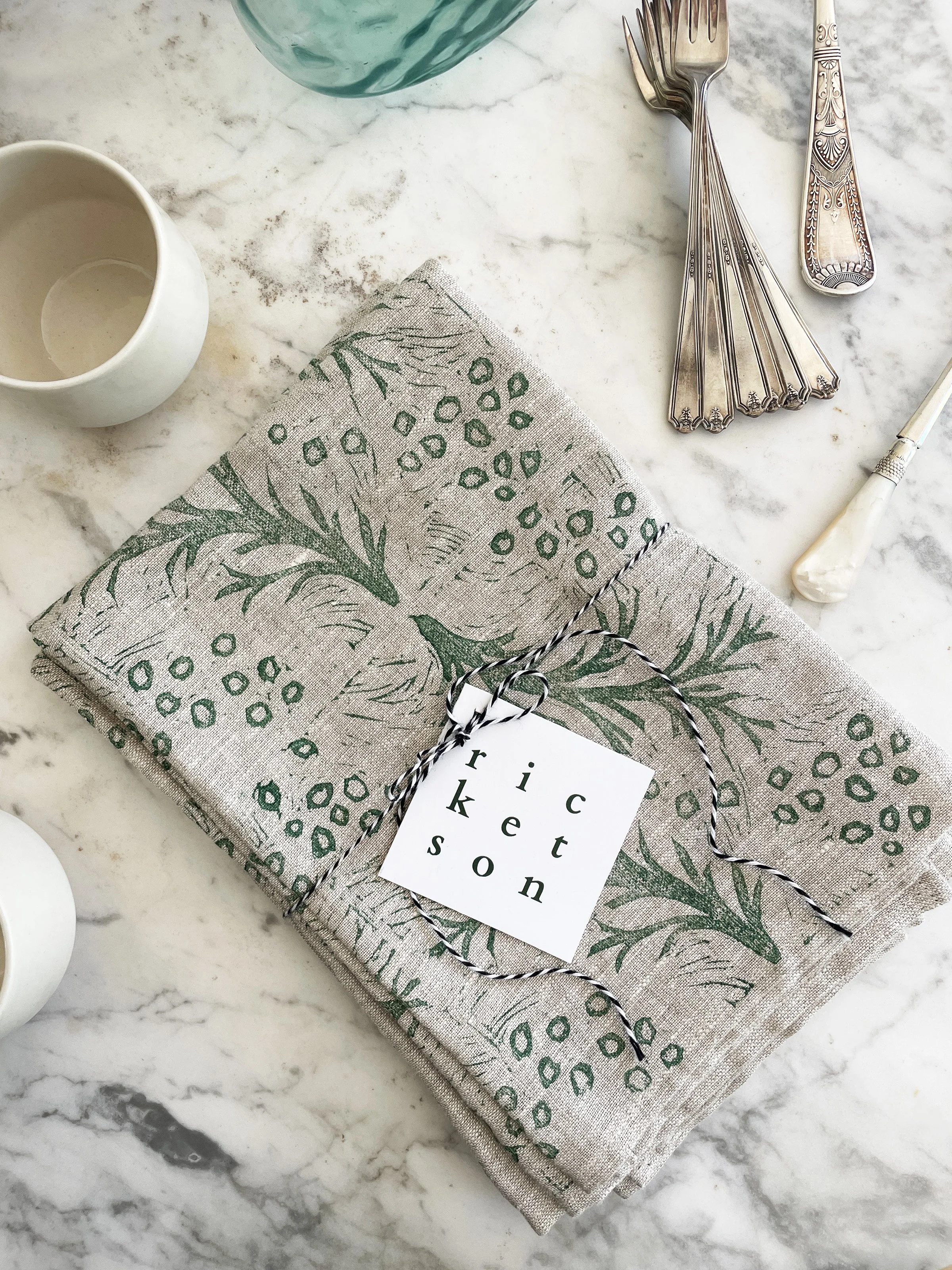 EXPLORE: MATERIA HOLIDAY GIFT GUIDE, SECOND EDITION