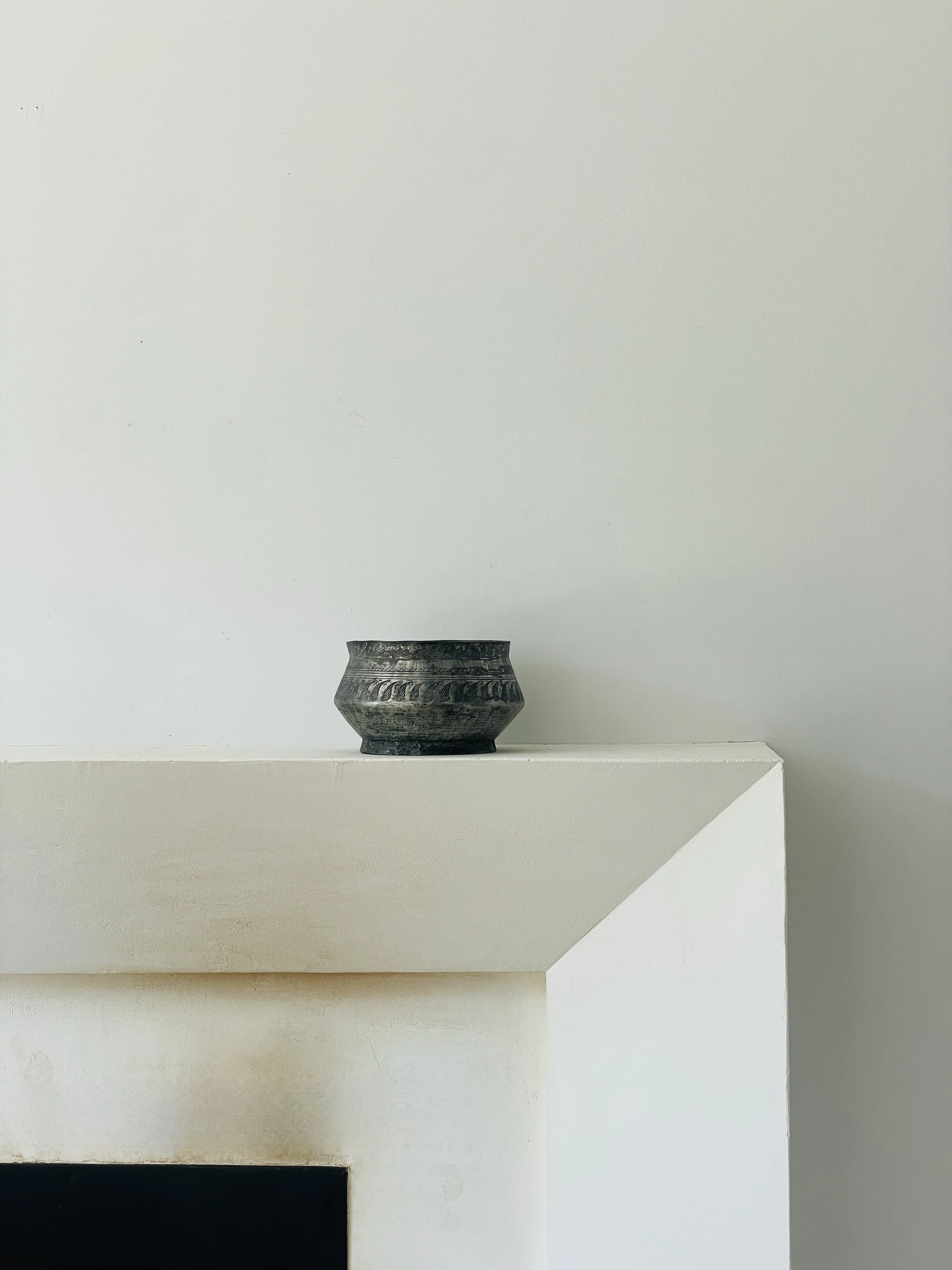 MATERI(A)NTIQUES TIN COPPER BOWL WITH SURFACE DESIGN.jpg