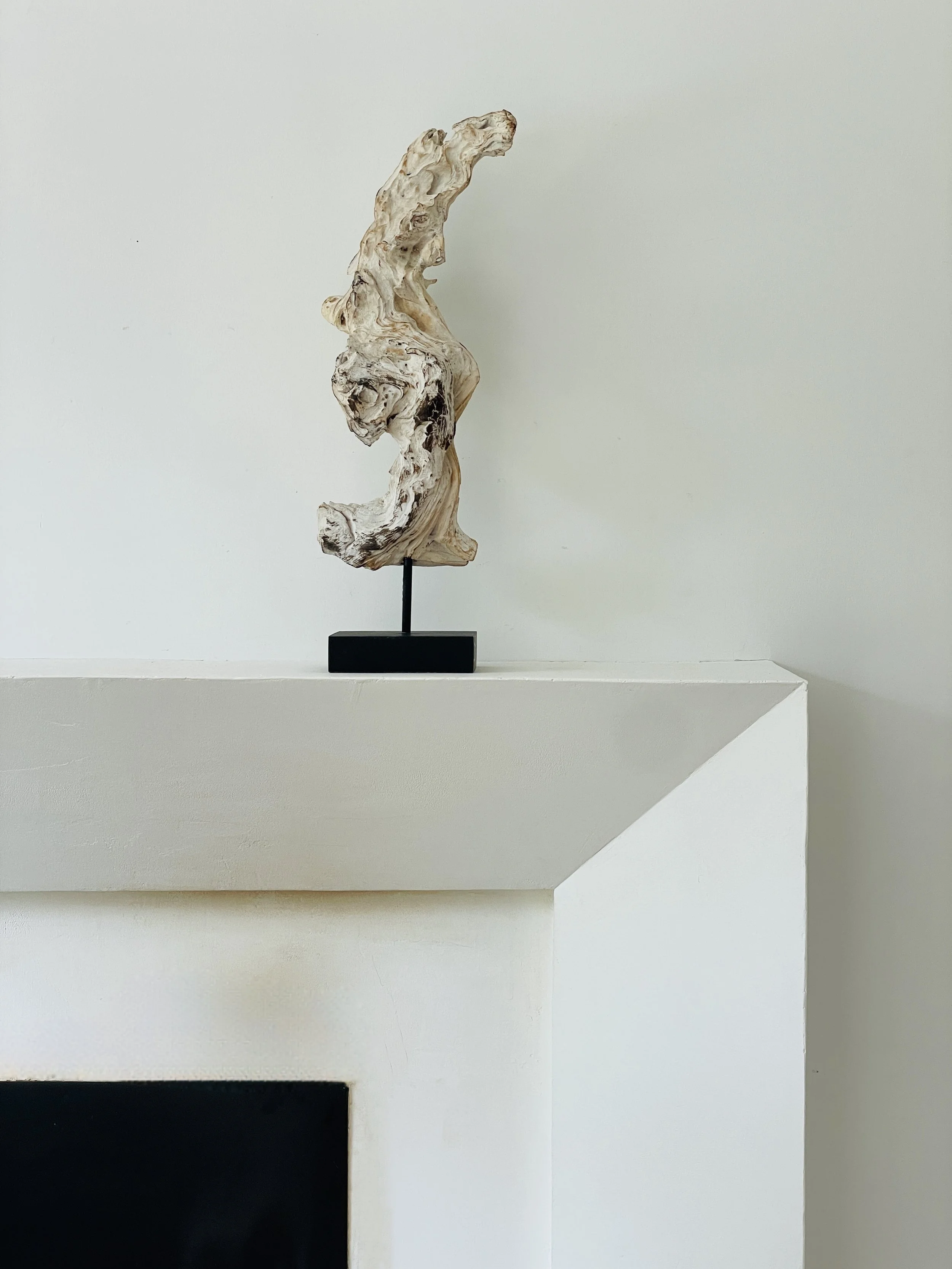 MATERI(A)NTIQUES NARROW GESTURAL DRIFT WOOD SCULPTURE(2).jpg
