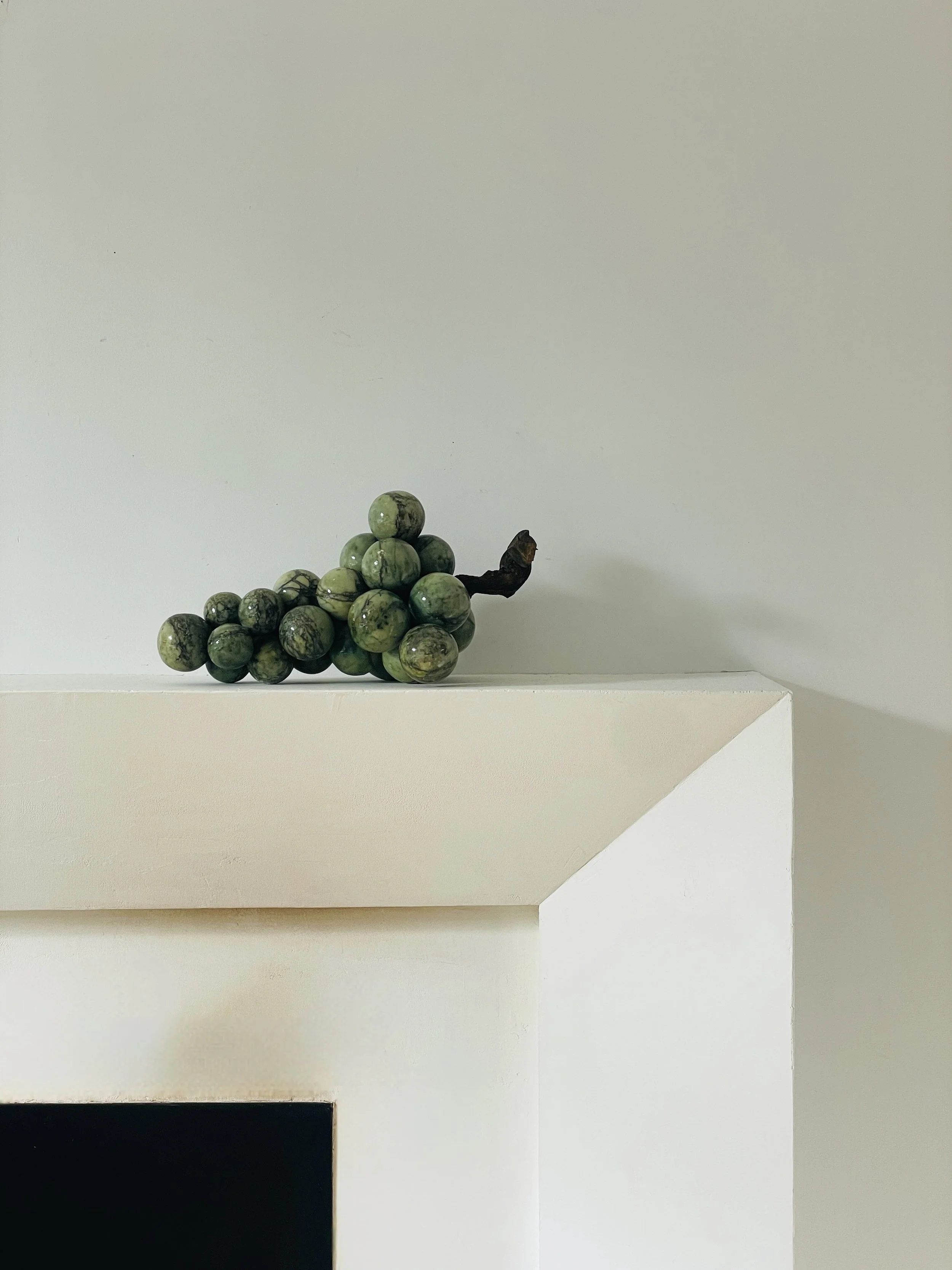 MATERI(A)NTIQUES LARGE GREEN STONE AND WIRE WORK GRAPE CLUSTER.jpg