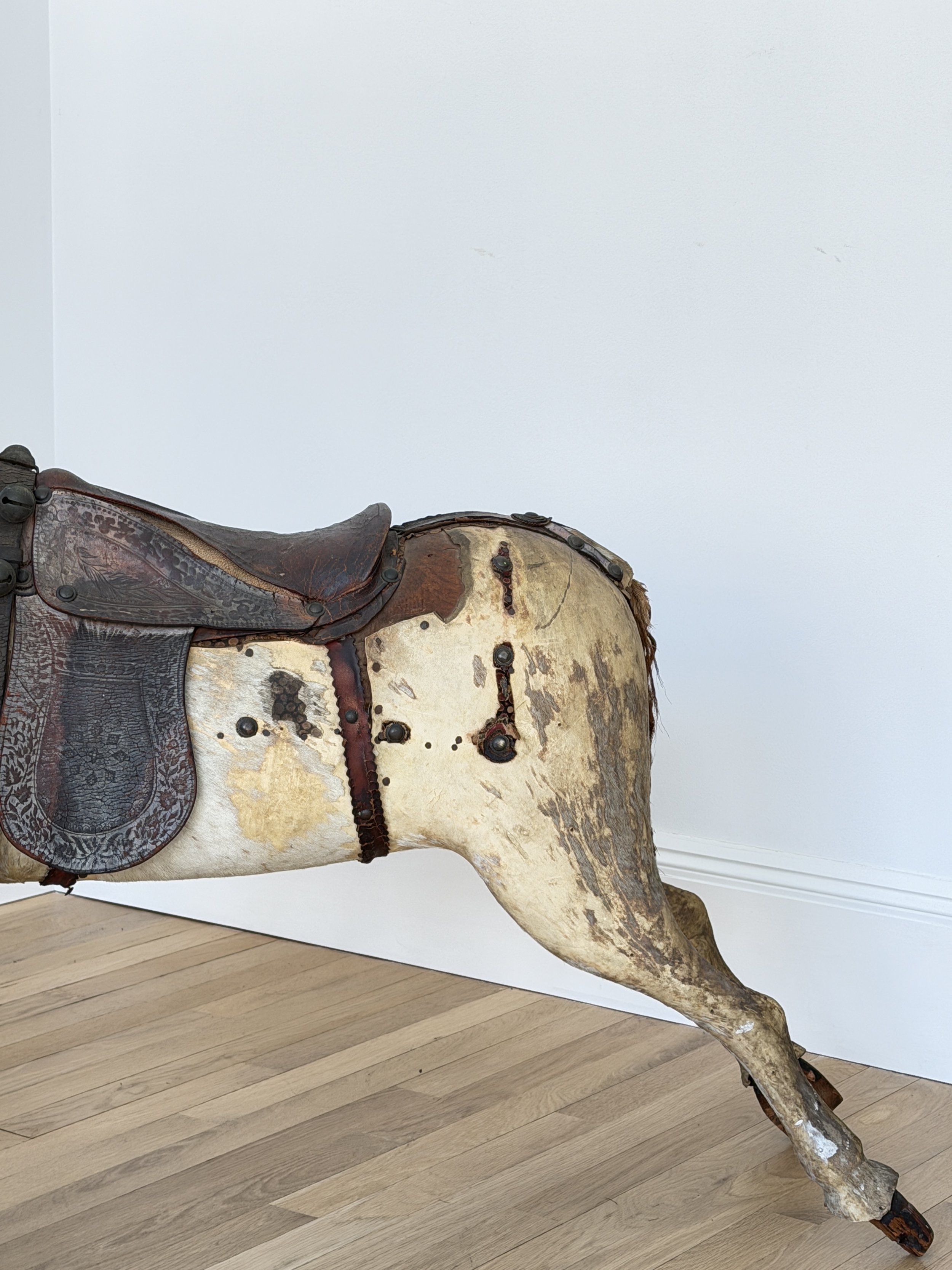 MATERI(A)NTIQUES EXTRA LARGE STITCHED LEATHER, HAIR AND WOOD TOY HORSE.7.JPG