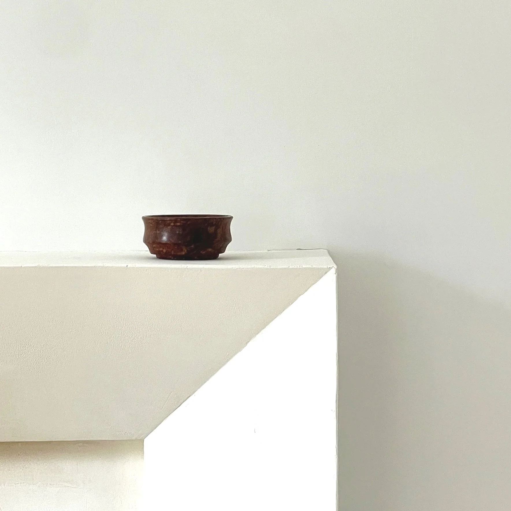MATERI(A)NTIQUES SMALL BURL WOOD TREEN BOWL