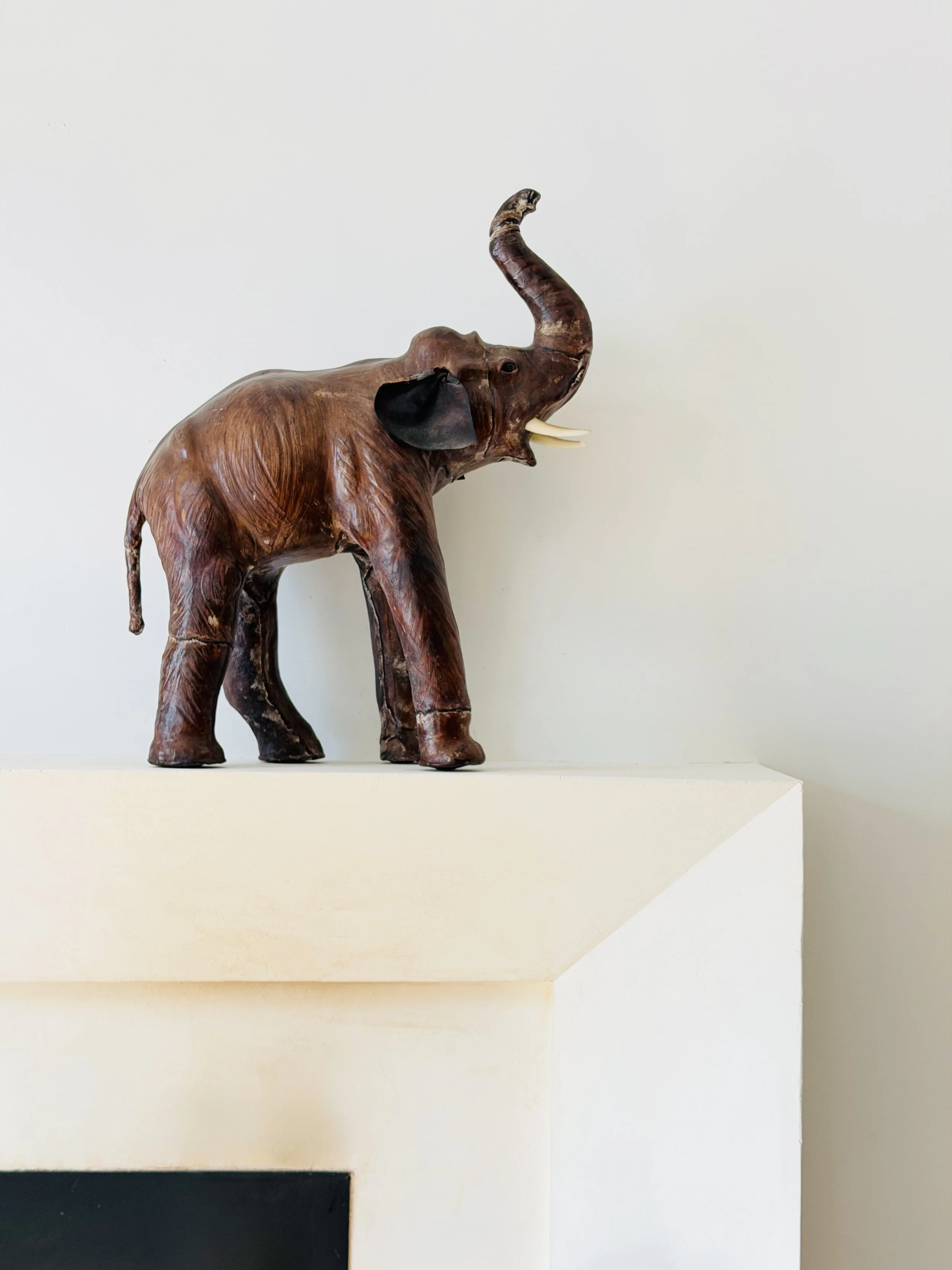 MATERI(A)NTIQUES LARGE DARK BROWN LEATHER ELEPHANT FIGURINE(2).jpg