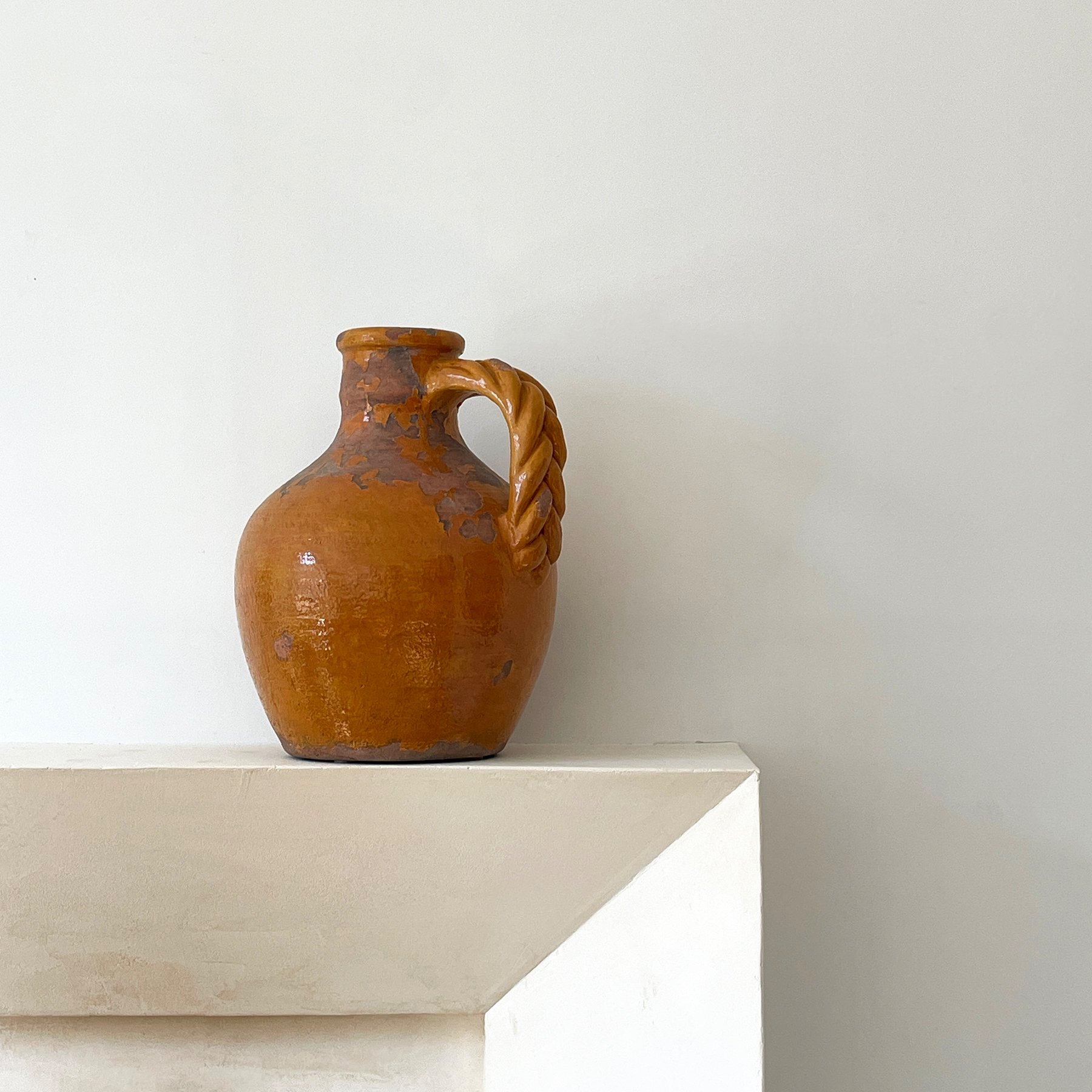 MATERIA-ANTIQUES-LARGE-TUMERIC-BRAIDED-HANDLE-STUDIO-POTTERY-VESSEL-RELEASE-4%285%29.jpg