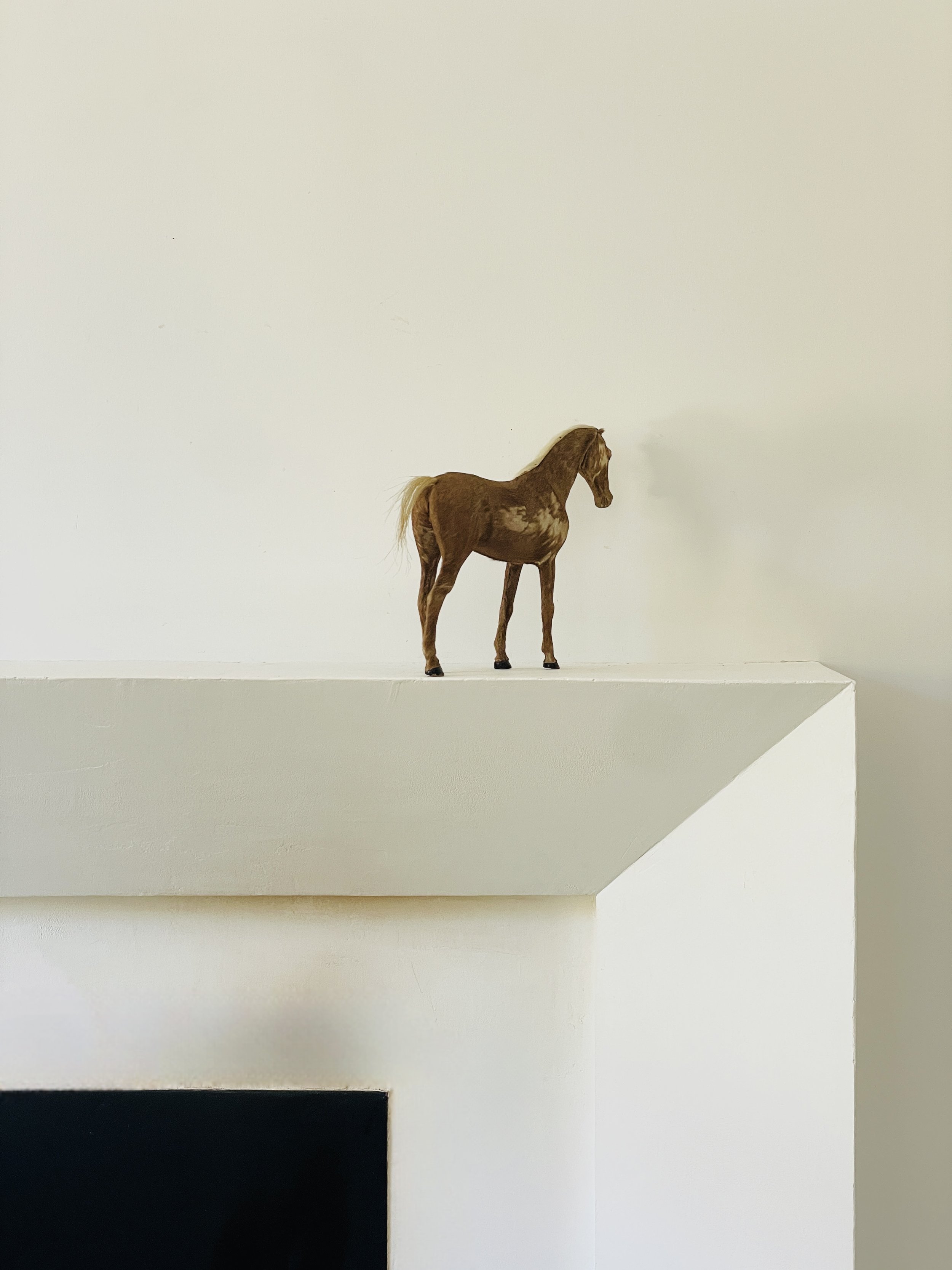 MATERI(A)NTIQUES HAND SEWN LEATHER, HORSEHAIR AND TWINE TOY HORSE FIGURINE(5).jpg