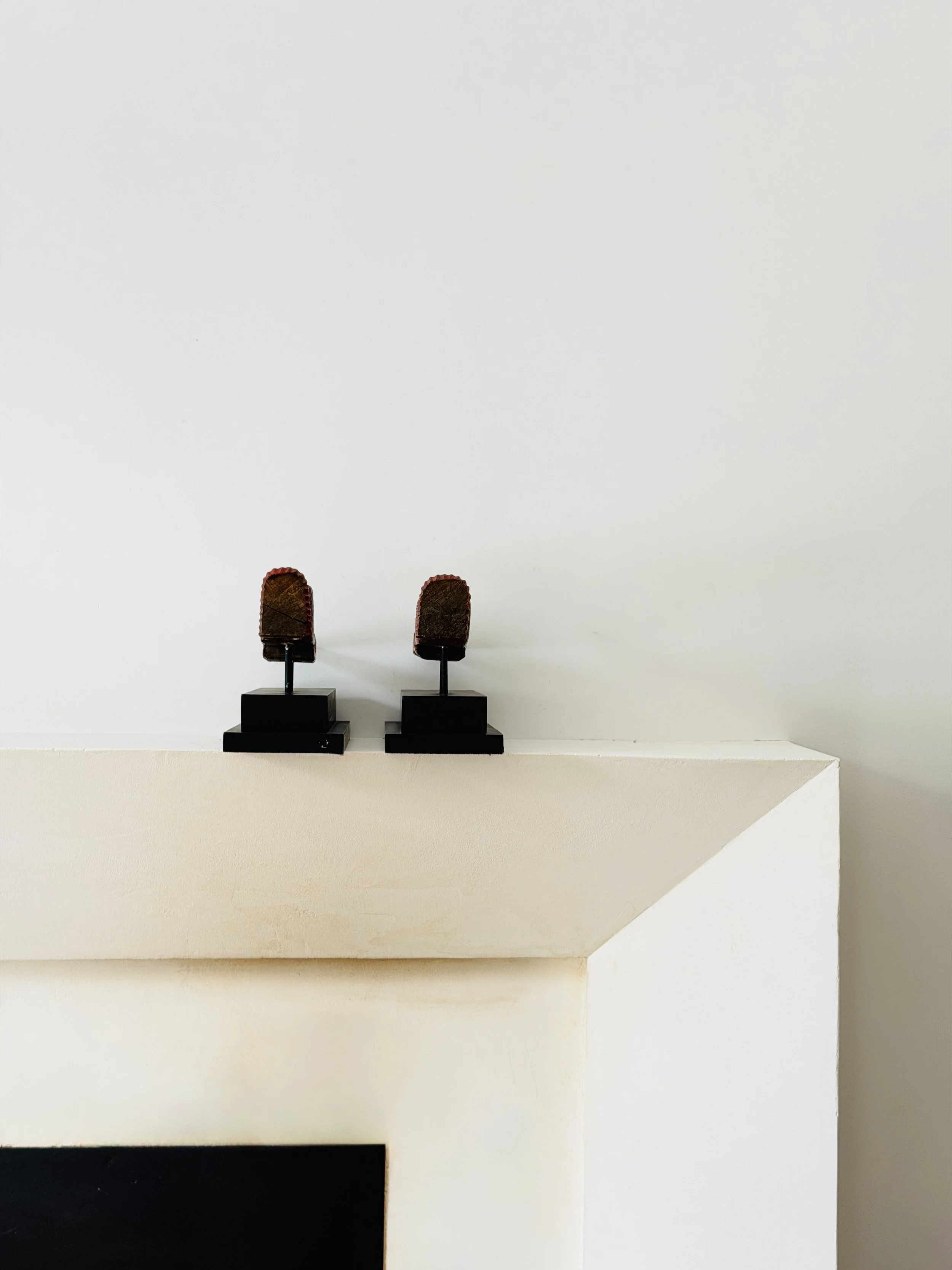 MATERI(A)NTIQUES PAIR OF BURMESE RED LACQUER AND GILT ARCHITECTURAL WOOD CARVINGS OF RUNNING RABBITS; LIKELY LATE 19TH, EALRY 20TH C.(6).jpg