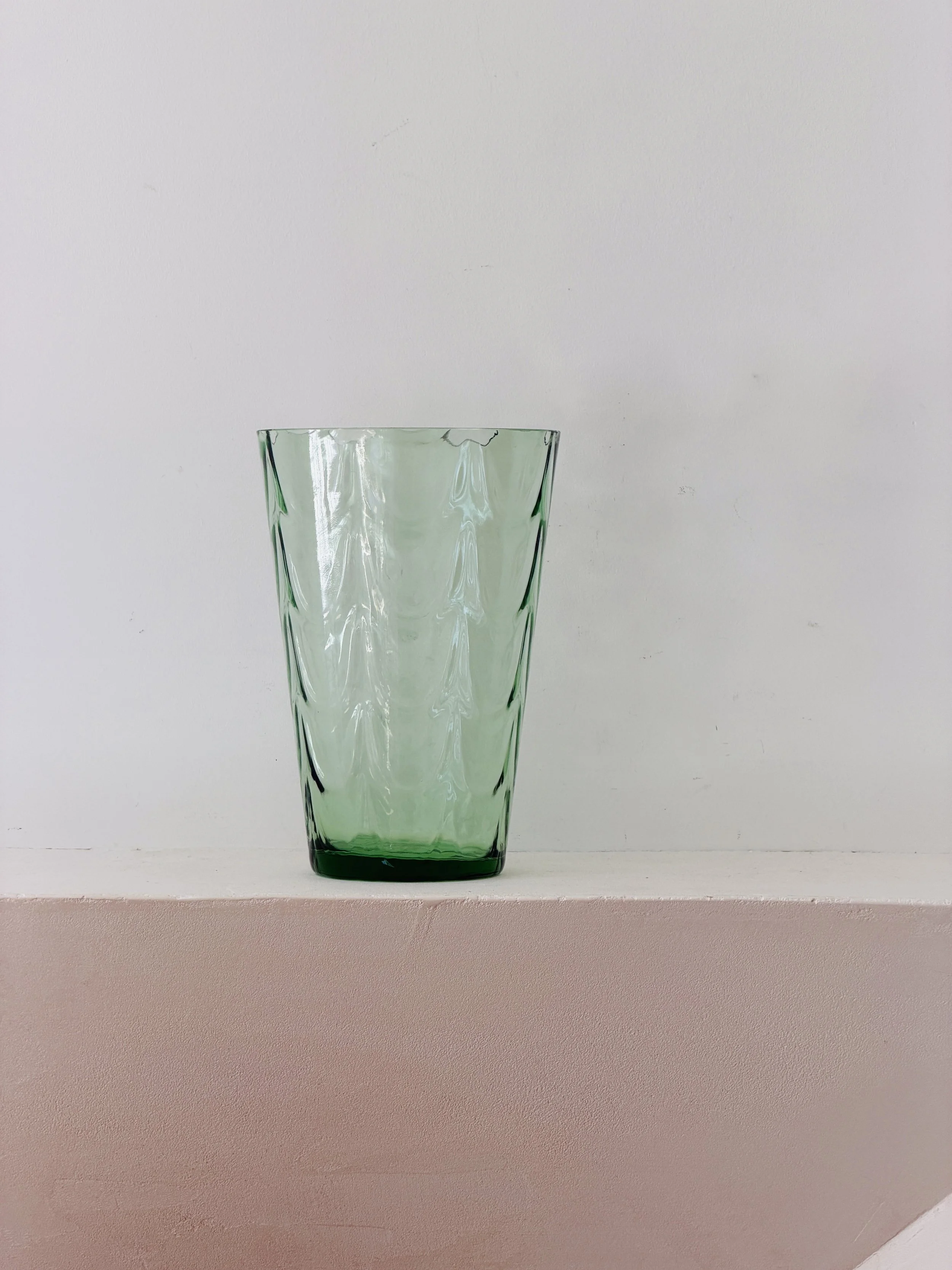 MATERI(A)NTIQUES MEDIUM EMERALD CHEVRON SURFACE BLOWN GLASS WIDE MOUTH VASE.2.jpg