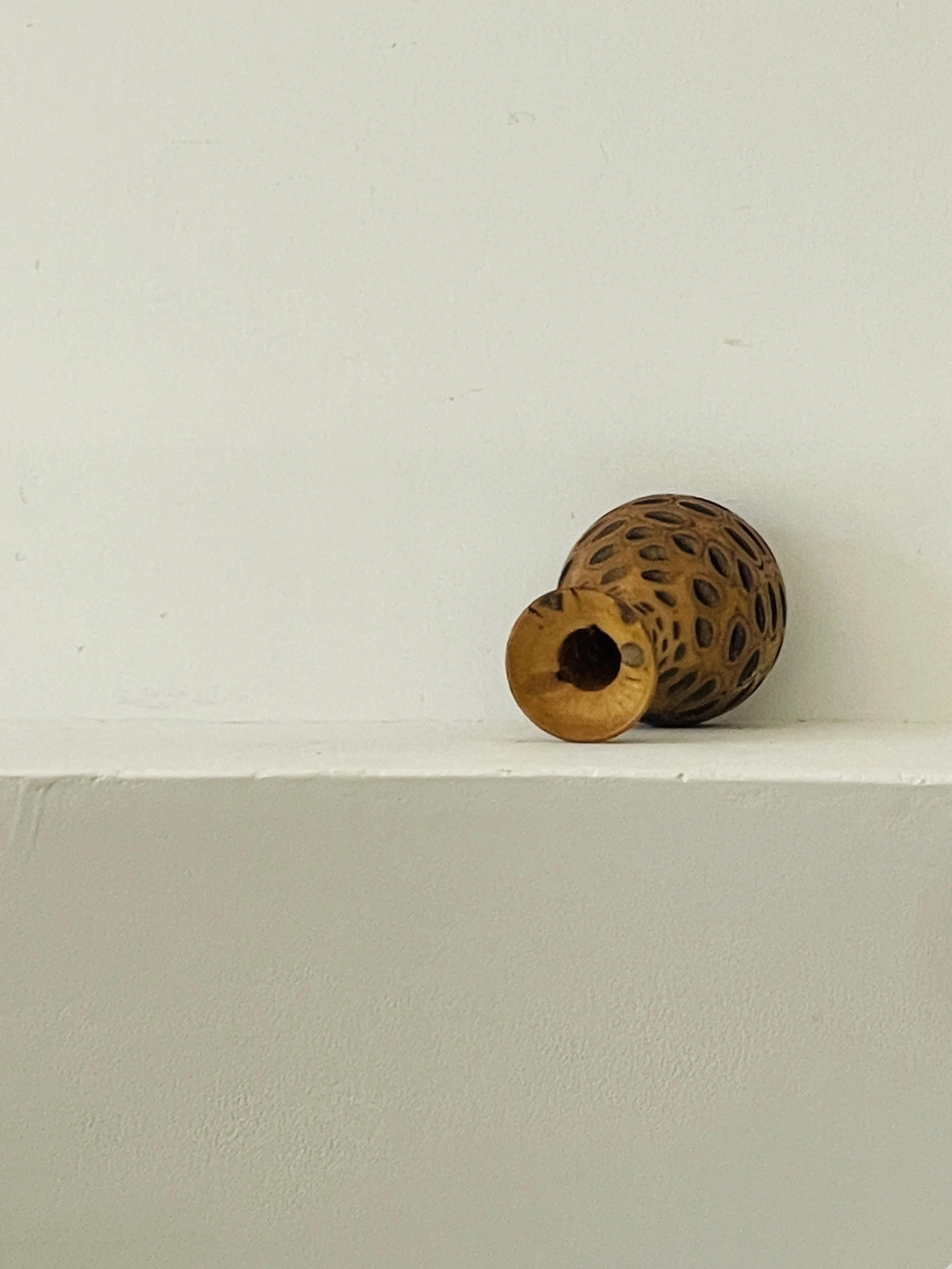 MATERI(A)NTIQUES SMALL NUT BUD VASE(4).jpg