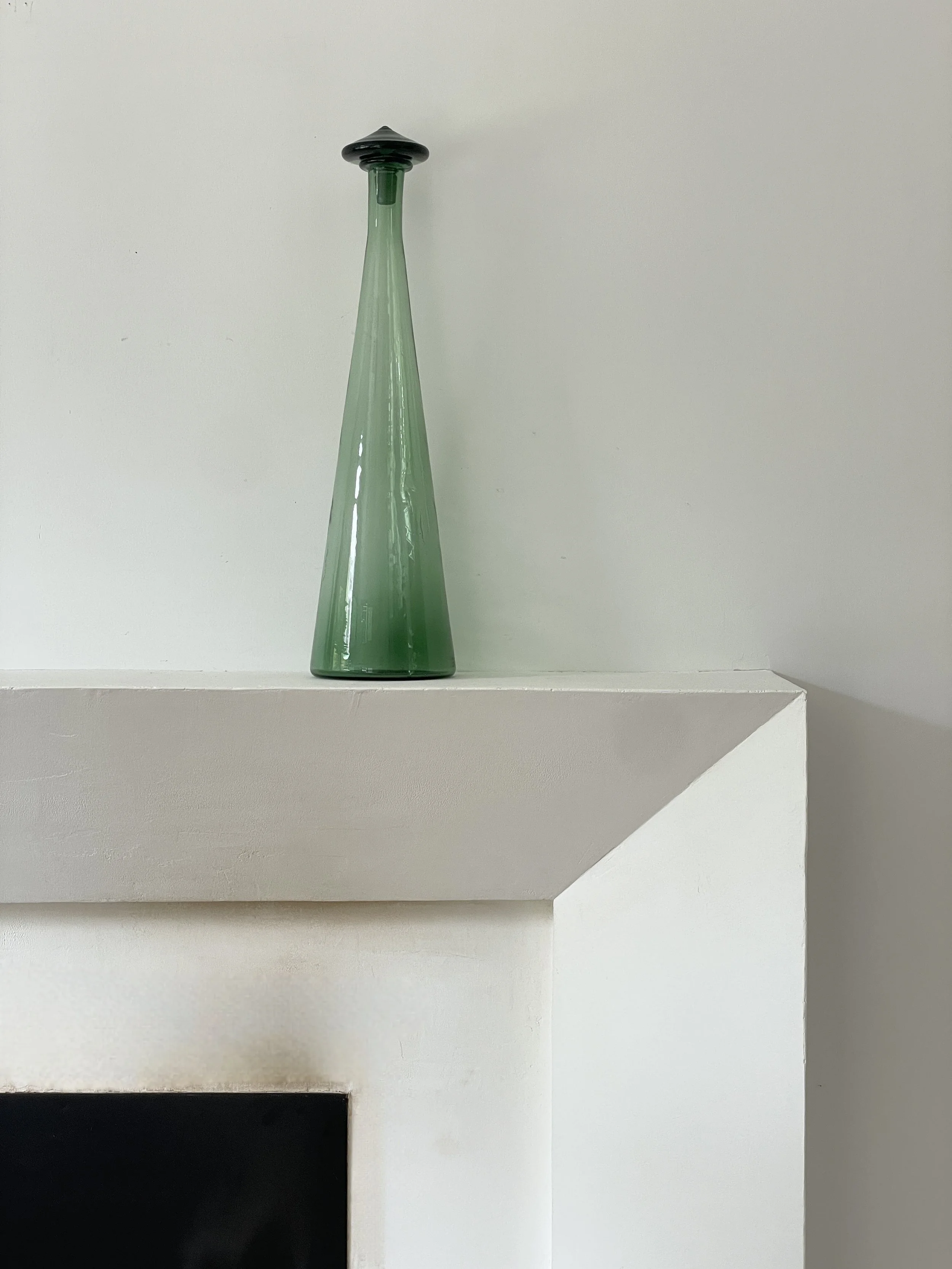 MATERI(A)NTIQUES TALL GREEN BLOWN GLASS DECANTER AND STOPPER.jpg