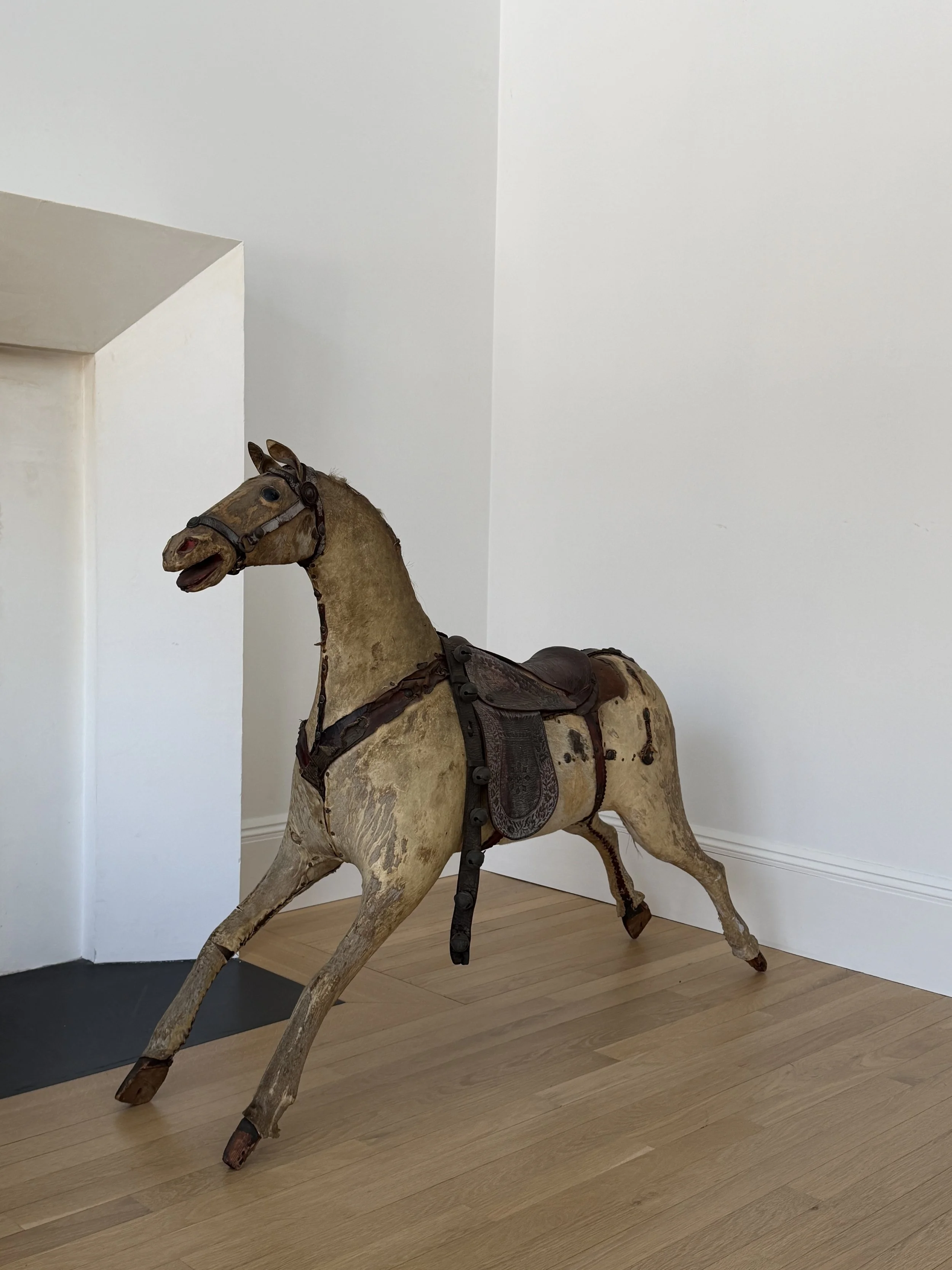 MATERI(A)NTIQUES EXTRA LARGE STITCHED LEATHER, HAIR AND WOOD TOY HORSE.9.JPG