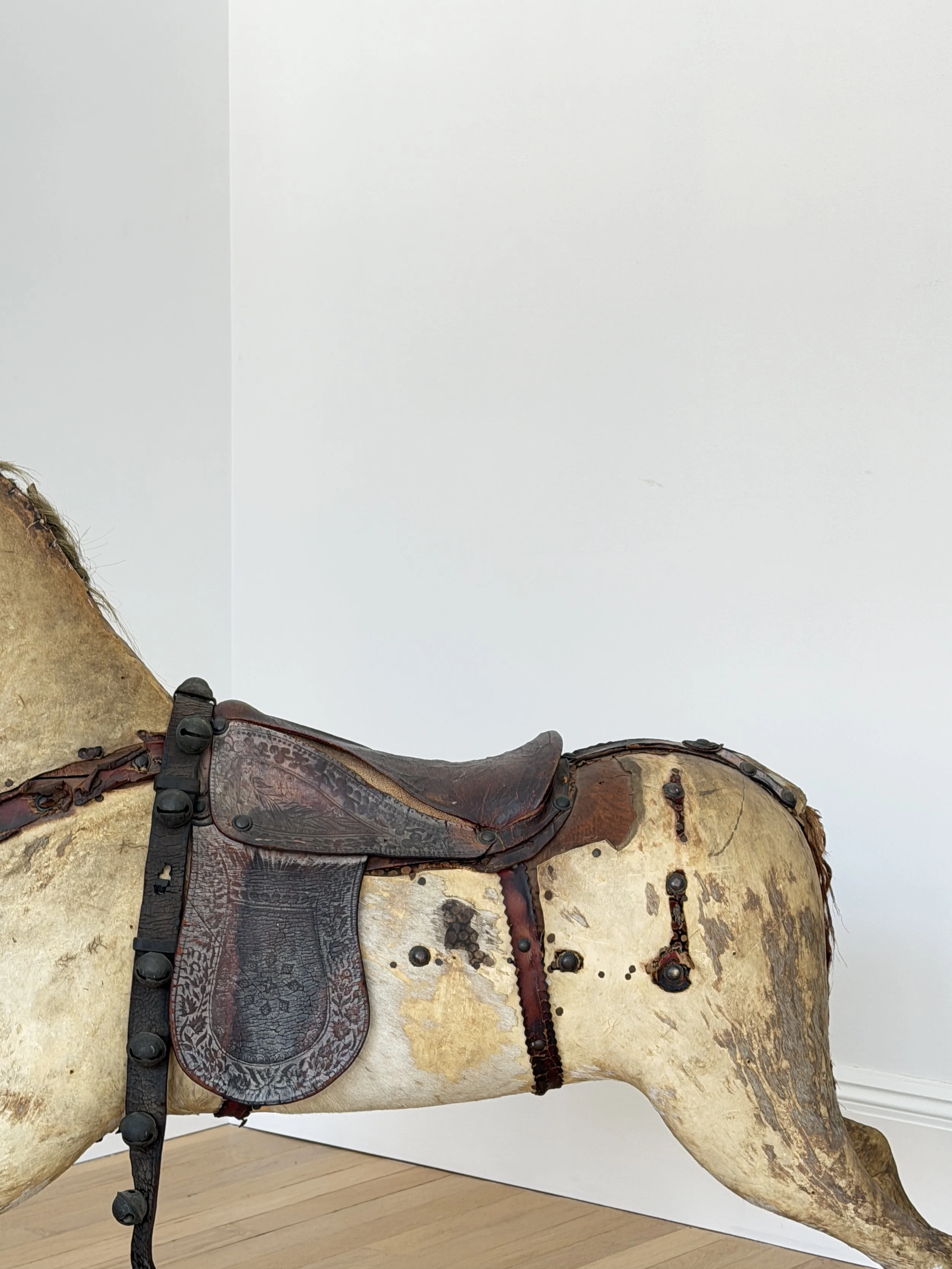 MATERI(A)NTIQUES EXTRA LARGE STITCHED LEATHER, HAIR AND WOOD TOY HORSE.6.JPG