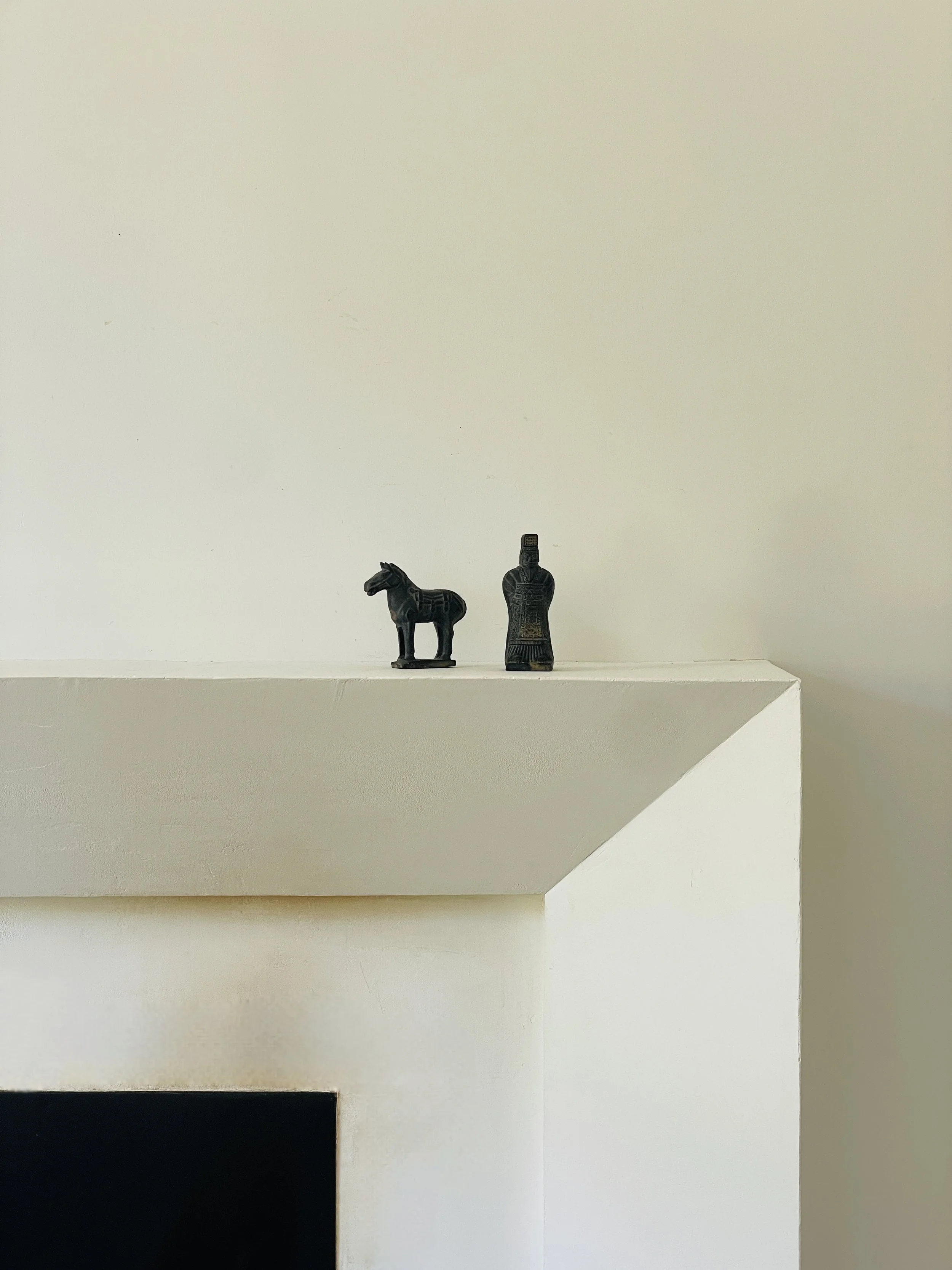 MATERI(A)NTIQUES SMALL CARVED MAN AND HORSE FIGURINES(2).jpg