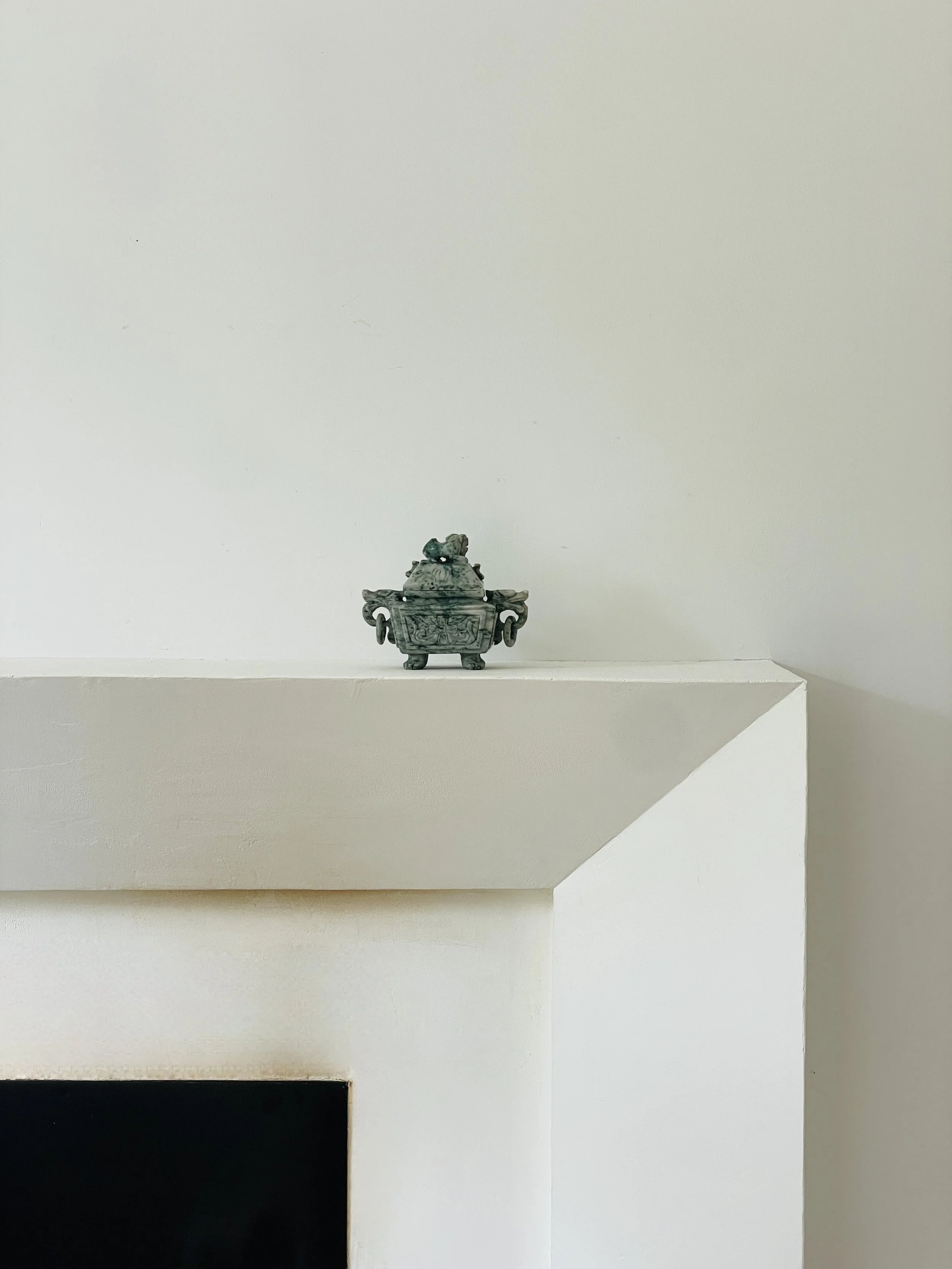 MATERI(A)NTIQUES SMALL CARVED STONE ORIENTAL STONE BOX WITH CARVED DRAGONS.jpg