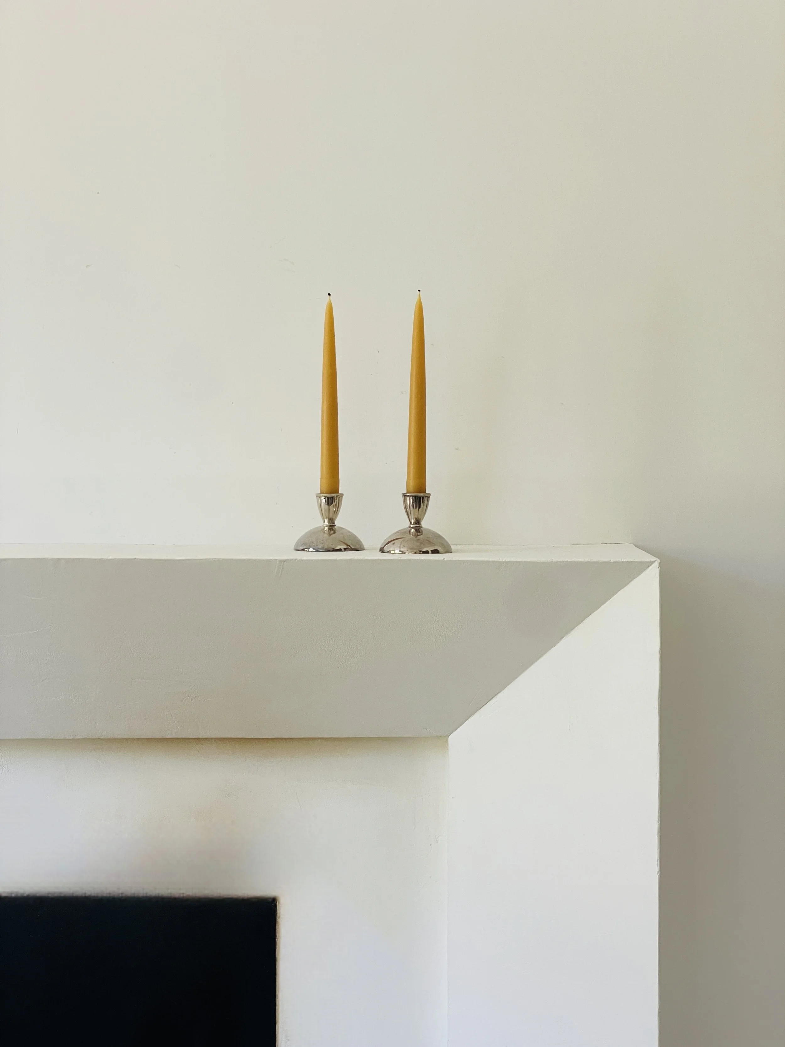 MATERI(A)NTIQUES MID CENTURY SILVER PLATE SHORT ROUNDED CANDLESTICK SET.jpg