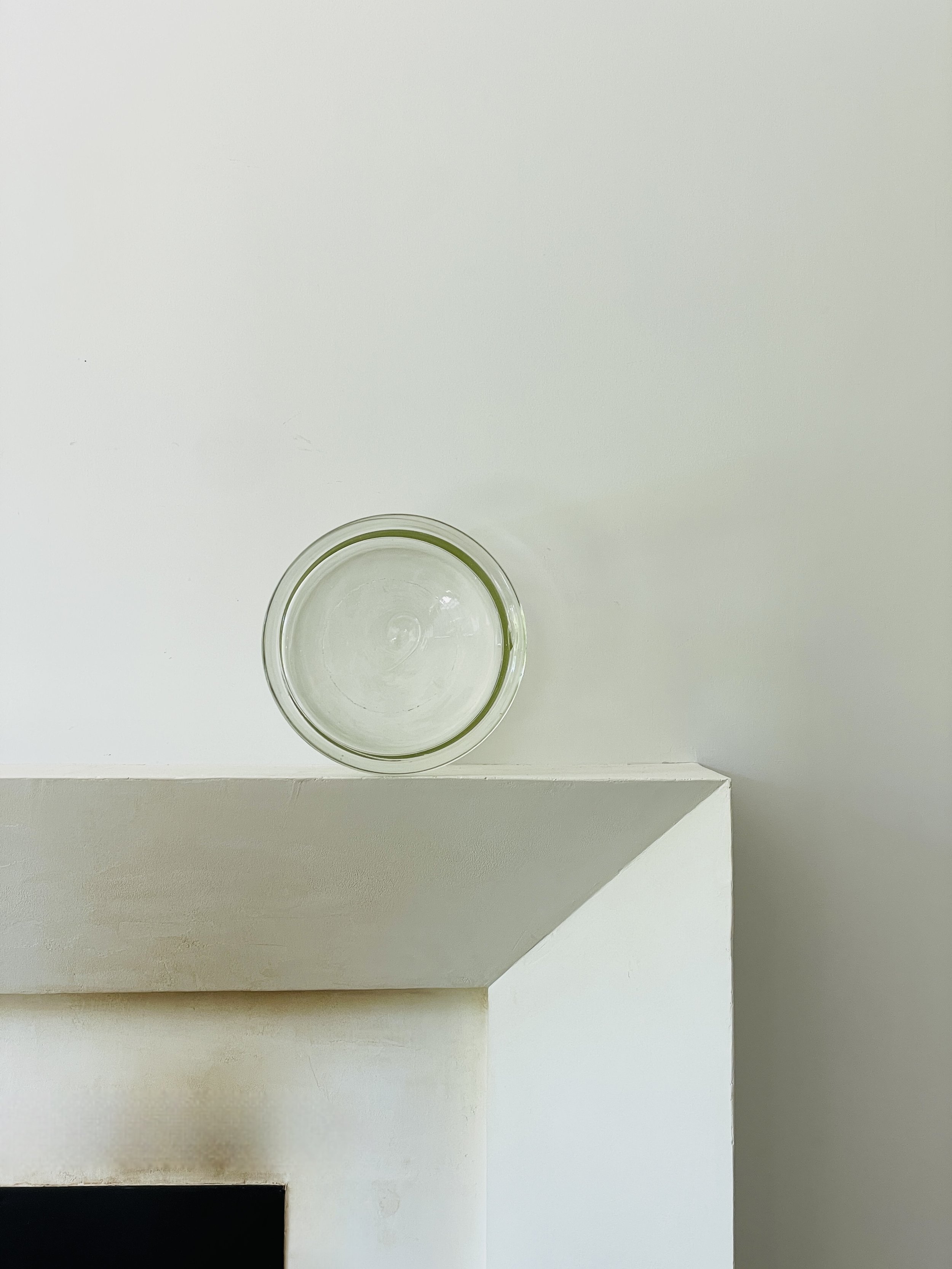 MATERI(A)NTIQUES LARGE CLEAR GLASS OPEN VESSEL(3).jpg