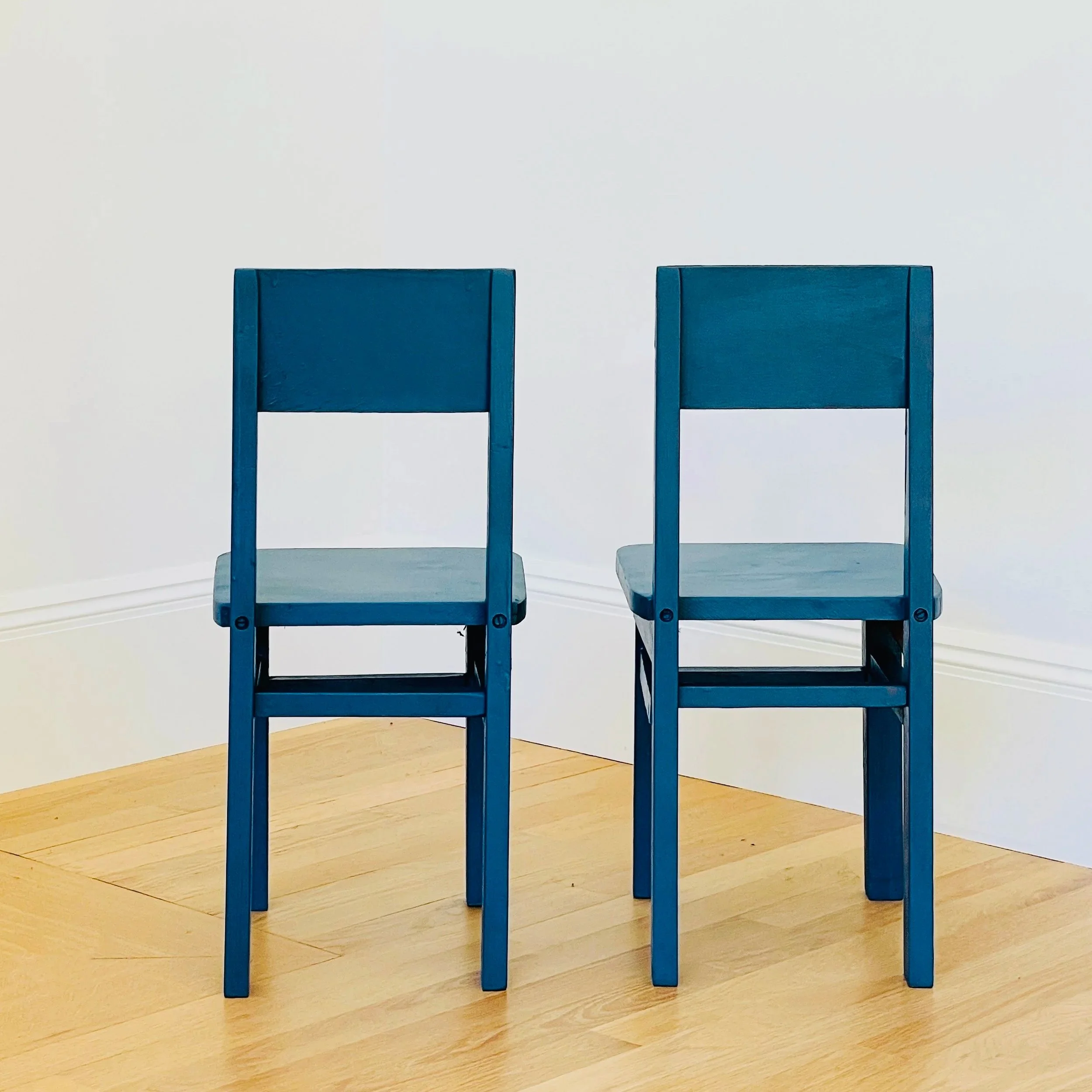 MATERI%28A%29NTIQUES+BLUE+PAINTED+WOOD+CHILDRENS+TABLE+AND+CHAIRS+SET%2811%29.jpg