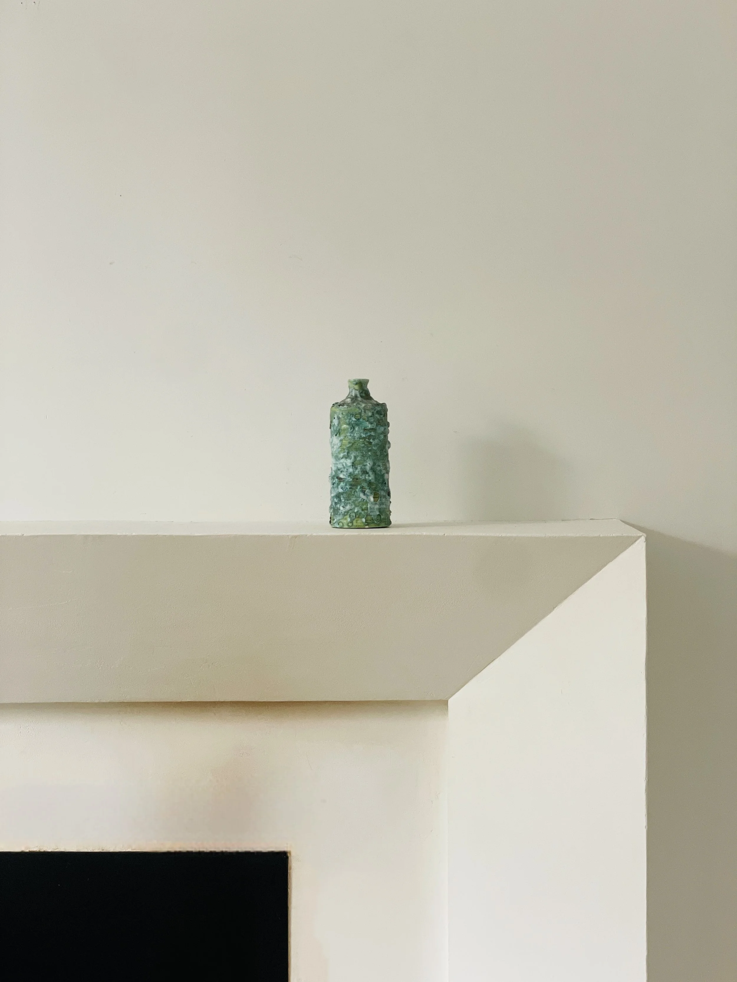 MATERI(A)NTIQUES SMALL GREEN STUDIO POTTERY BUD VASE WITH BUMPY GLAZE(3).jpg