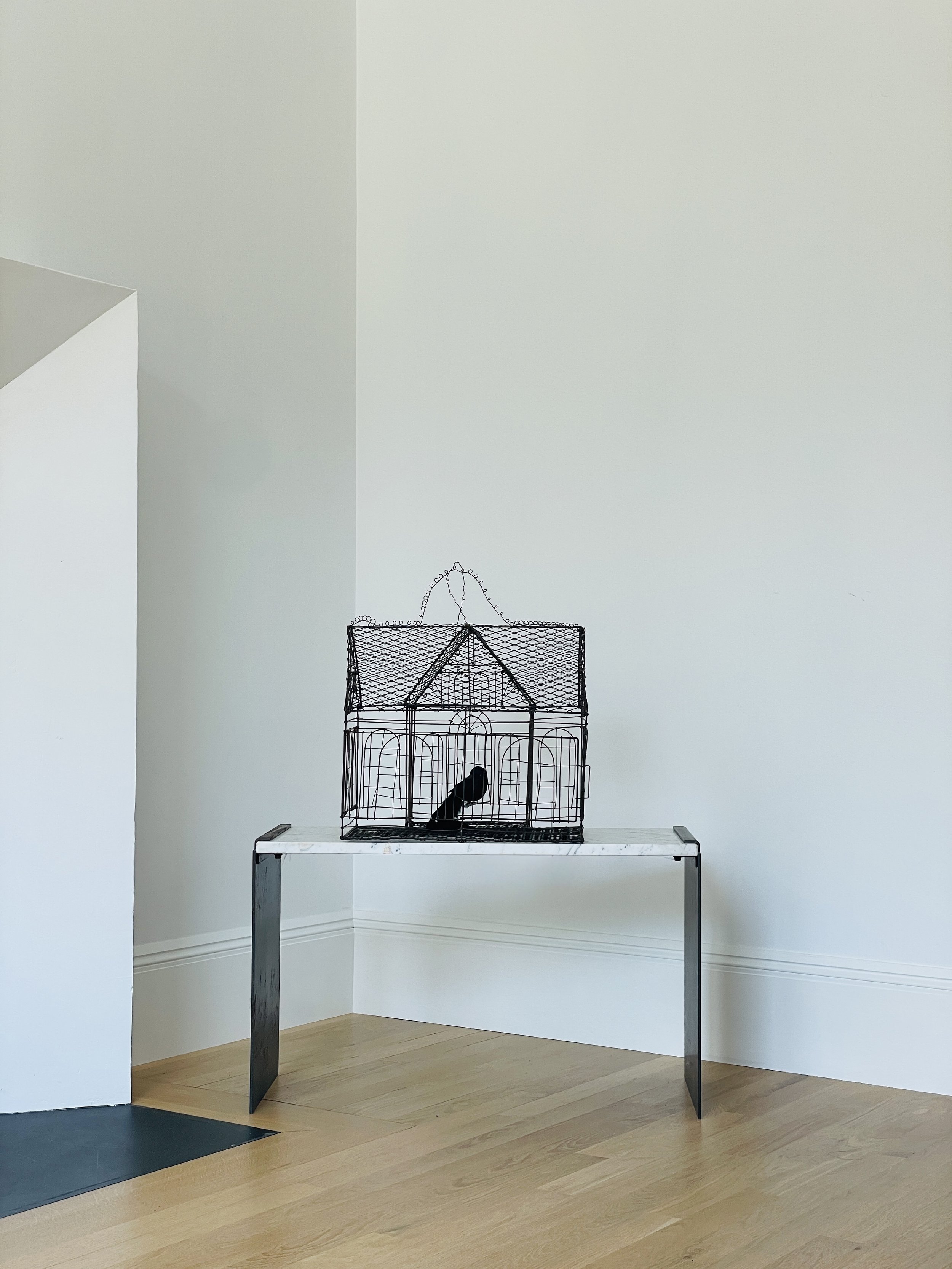 MATERI(A)NTIQUES MEDIUM PRIMITIVE WIRE HOUSE BIRDCAGE(9).jpg