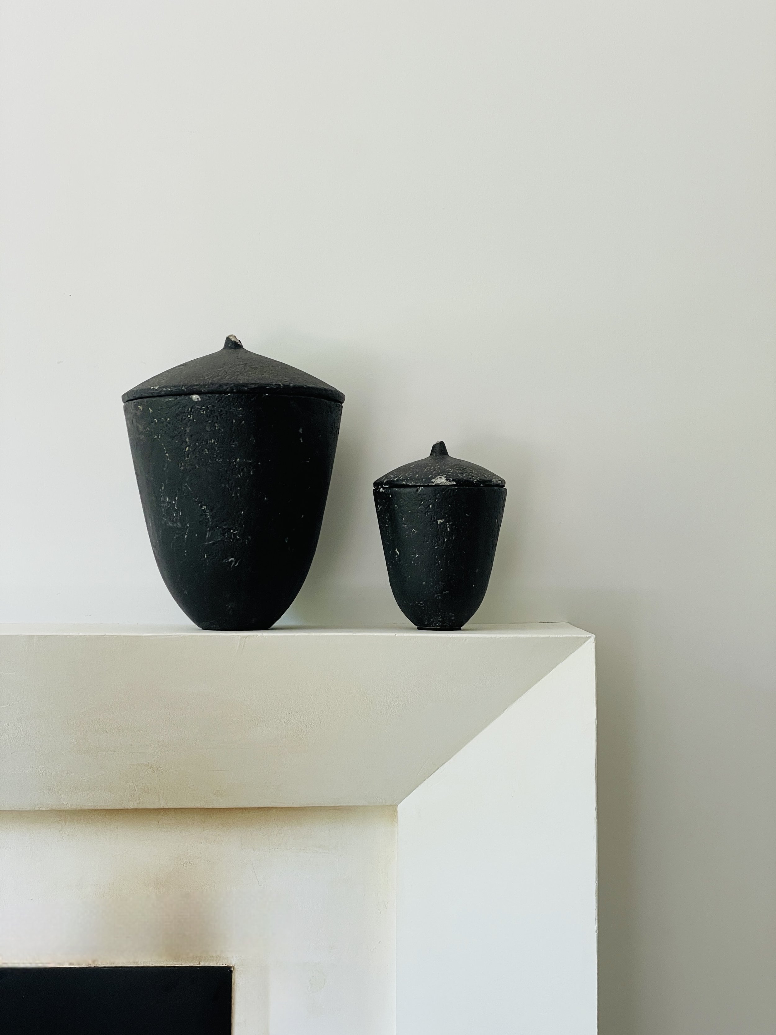 MATERI(A)NTIQUES SET OF 2 ACORN SHAPED BLACK COMPOSITE VESSELS(5).jpg