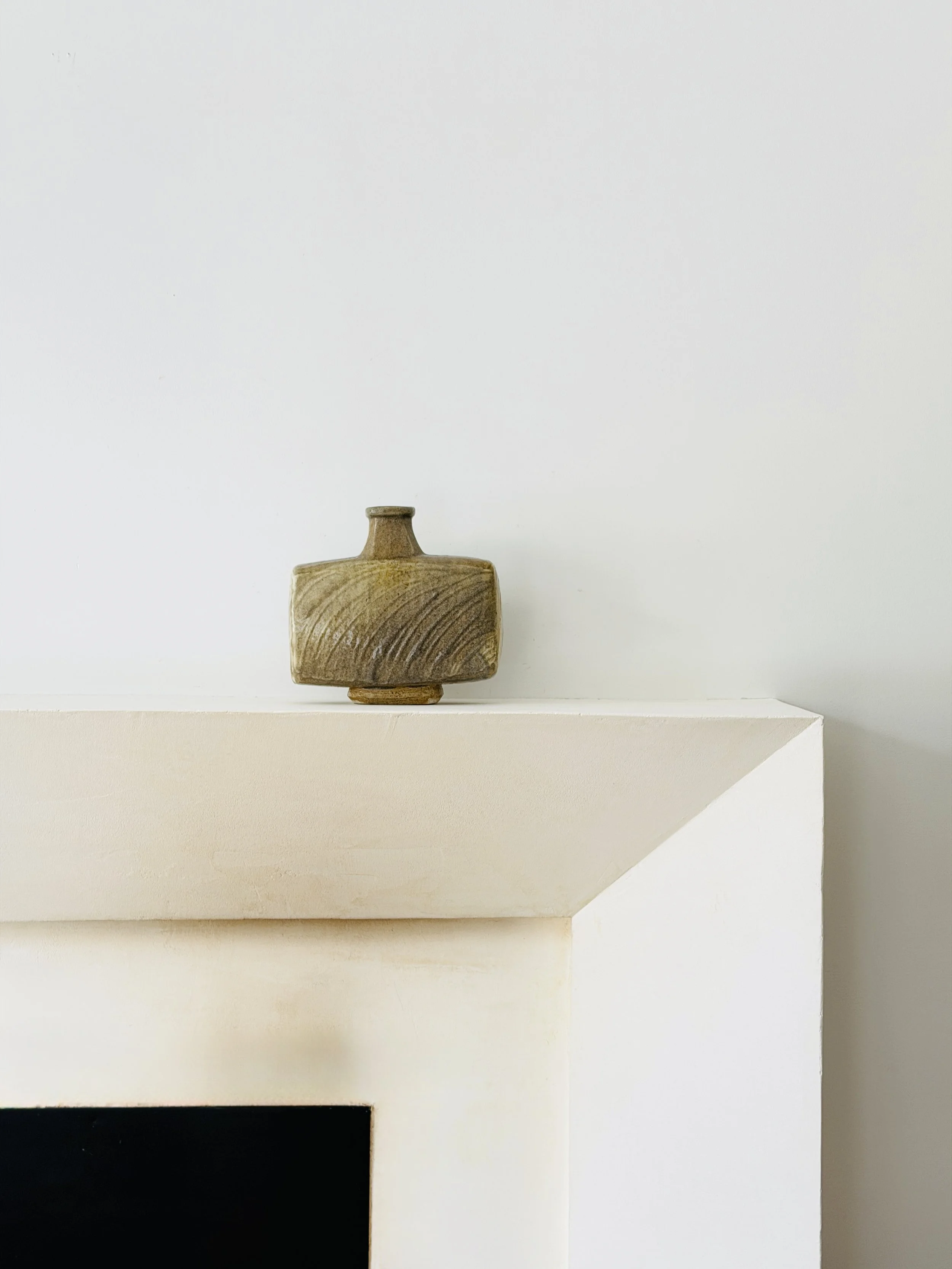 MATERI(A)NTIQUES MEDIUM BEIGE RECTANGULAR STUDIO POTTERY VASE ON RAISED FOOT.jpg