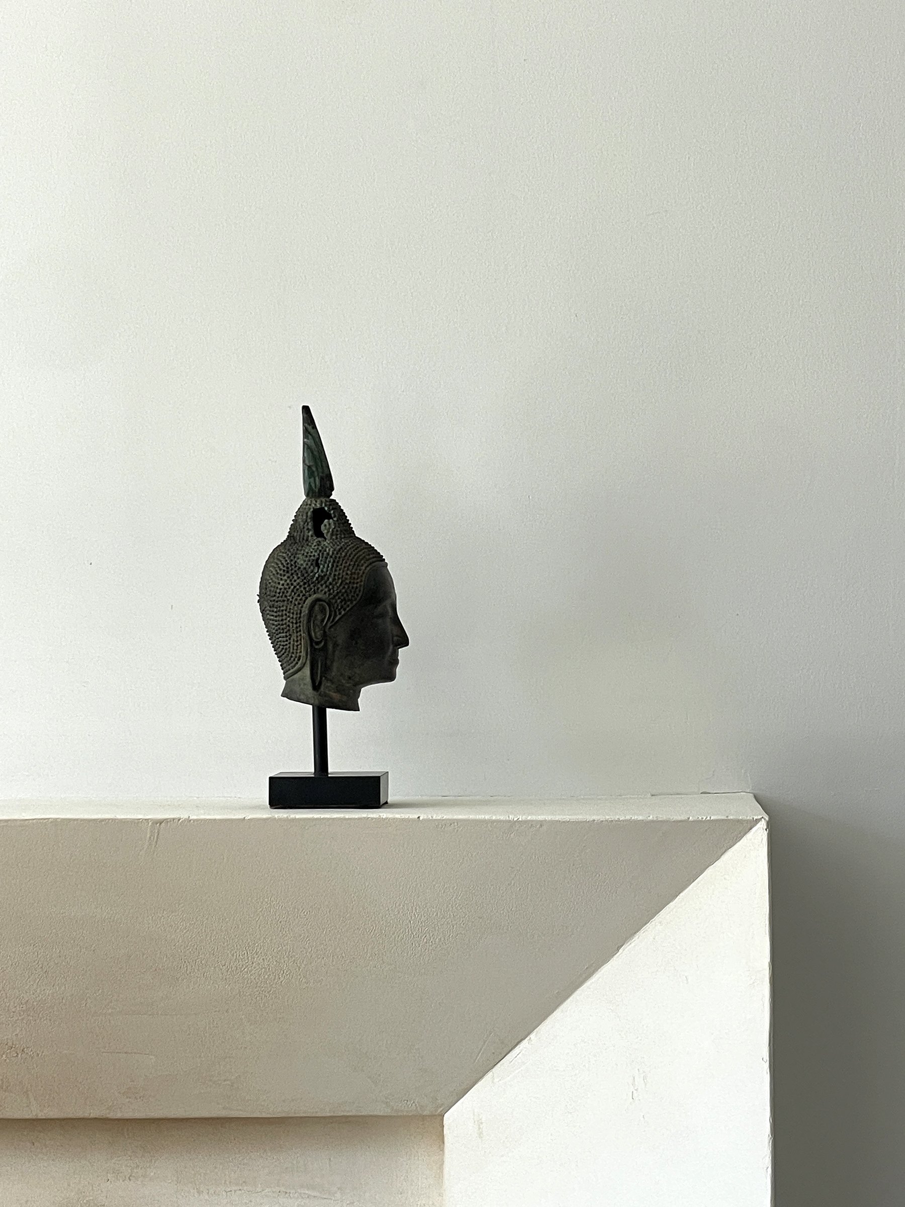 MATERI(A)NTIQUES MEDIUM BRONZE BUDHA HEAD ON STAND(3).jpg