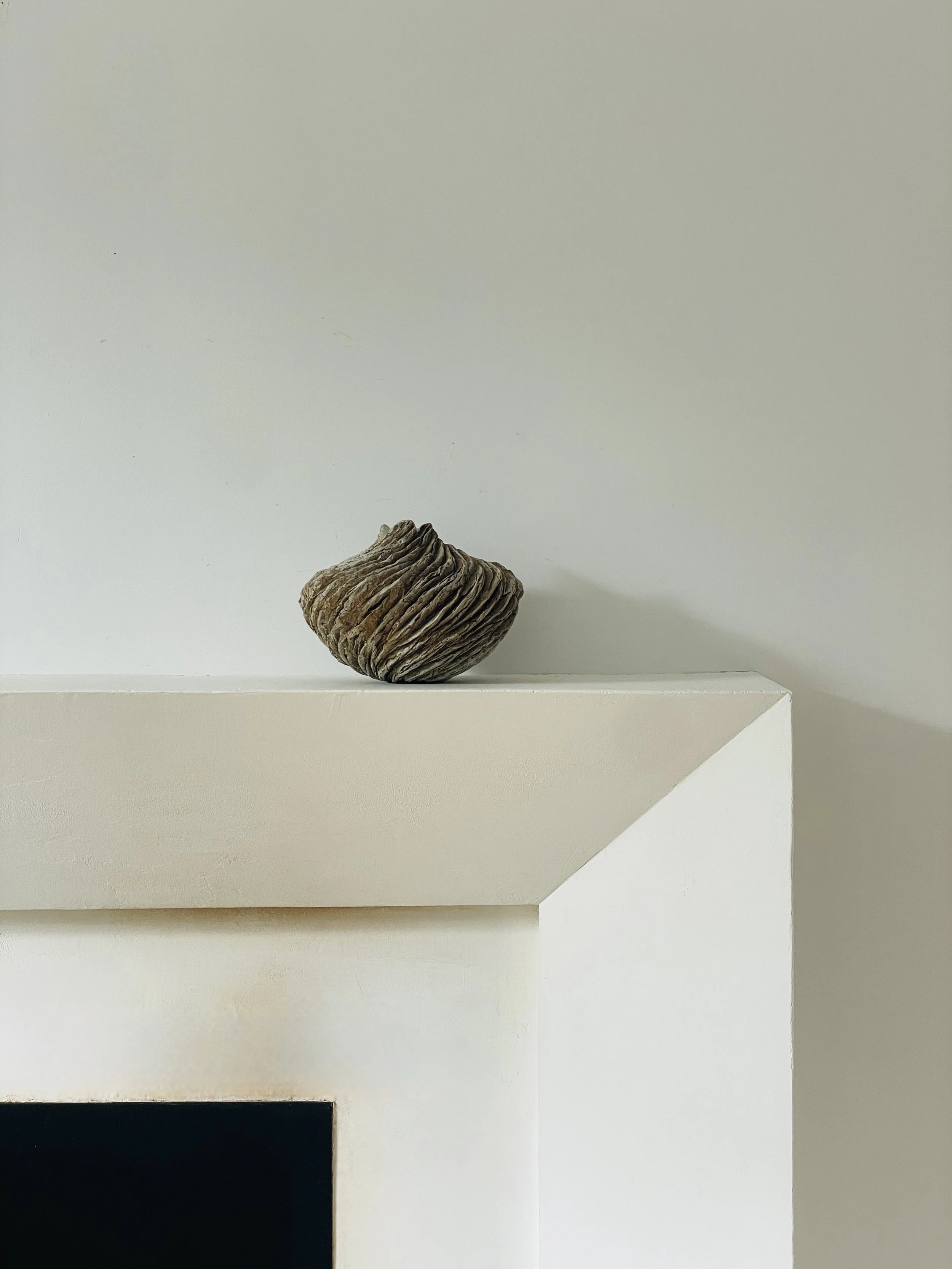 MATERI(A)NTIQUES MEDIUM STUDIO CERAMIC IVORY : GREIGE OVAL TWIST VASE.jpg