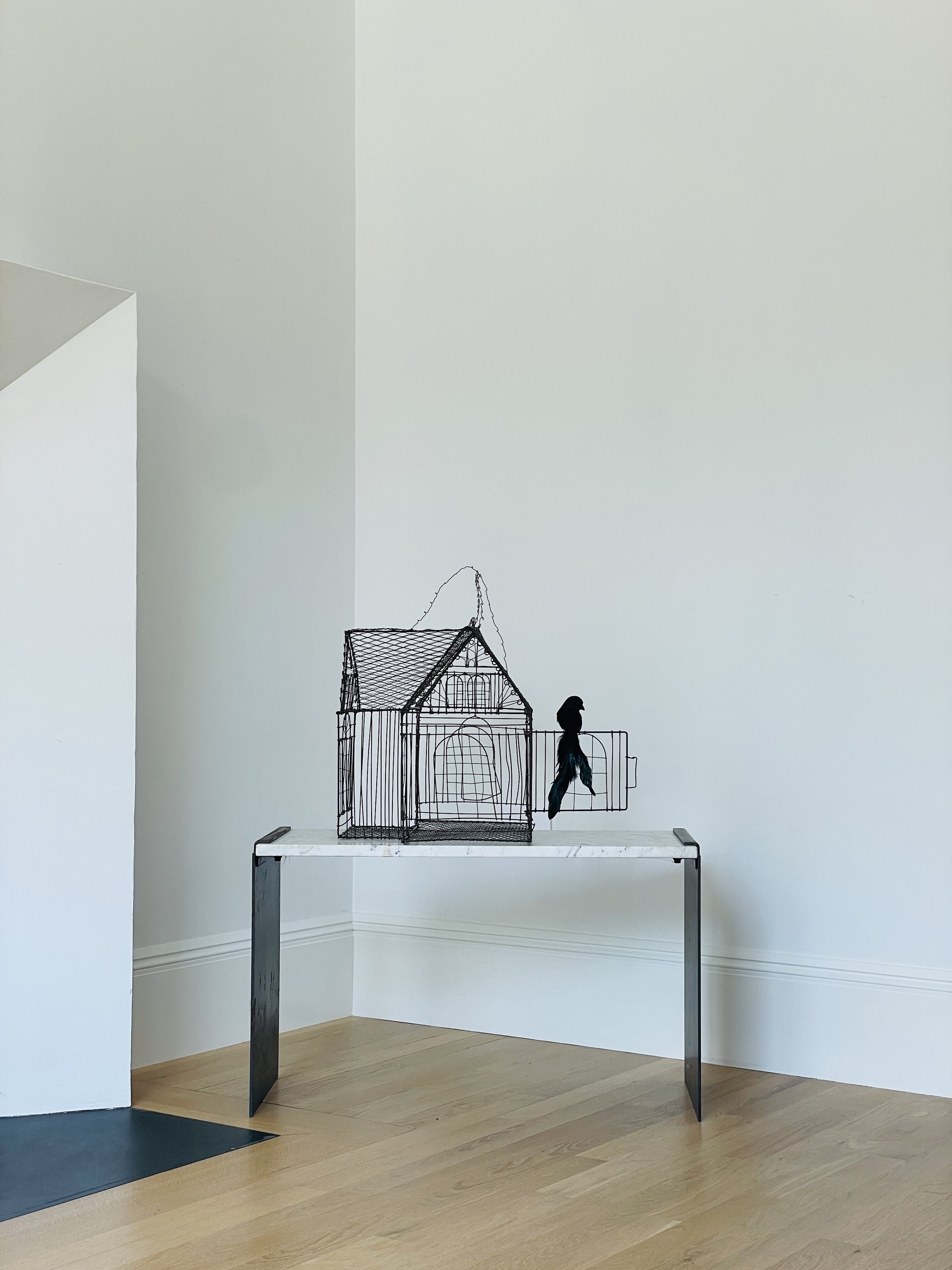 MATERI(A)NTIQUES MEDIUM PRIMITIVE WIRE HOUSE BIRDCAGE(11).jpg