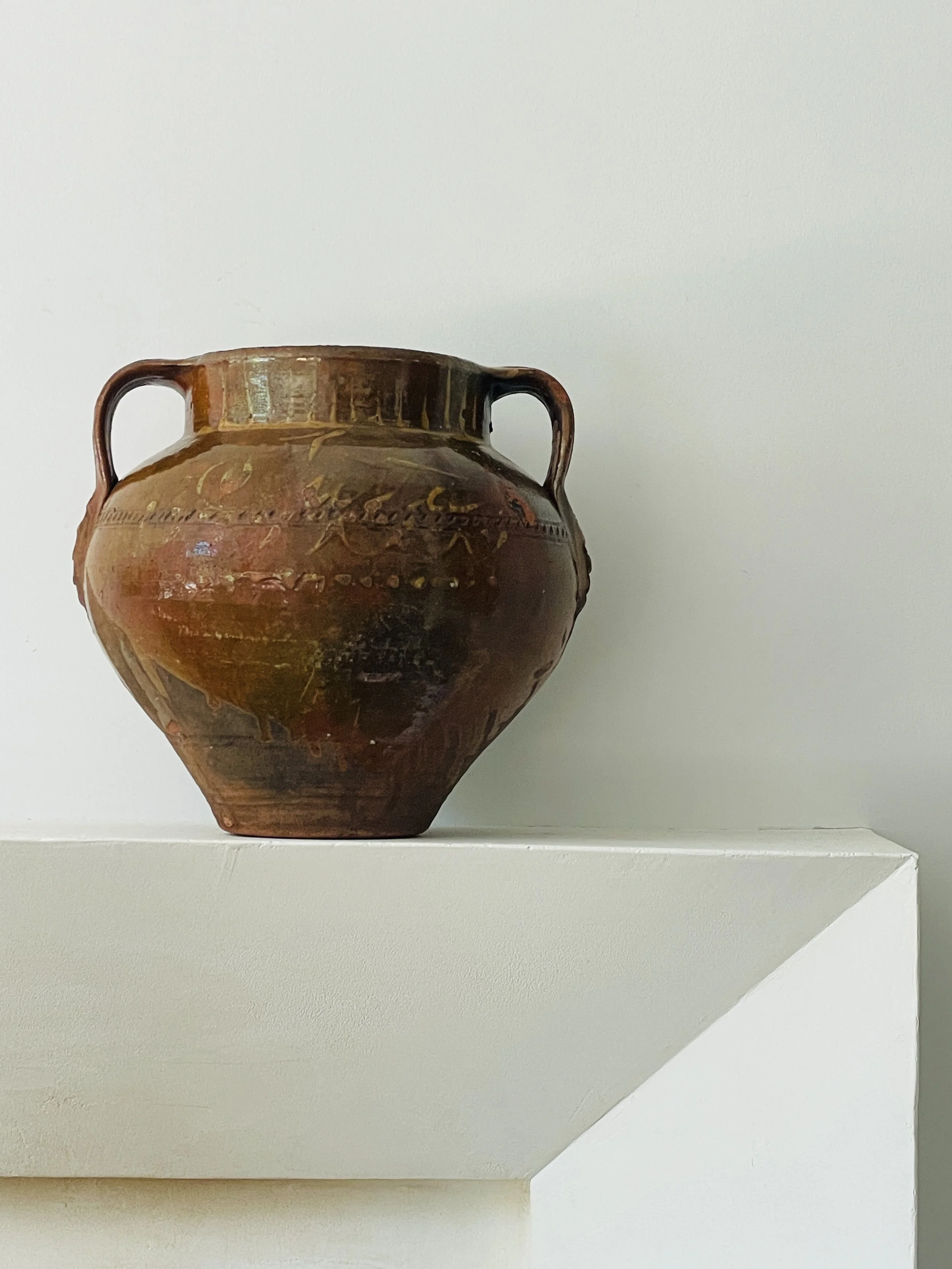 MATERI(A)NTIQUES MEDIUM MULTI COLORED CERAMIC JUG WITH DOUBLE DETAILED HANDLES(3).jpg