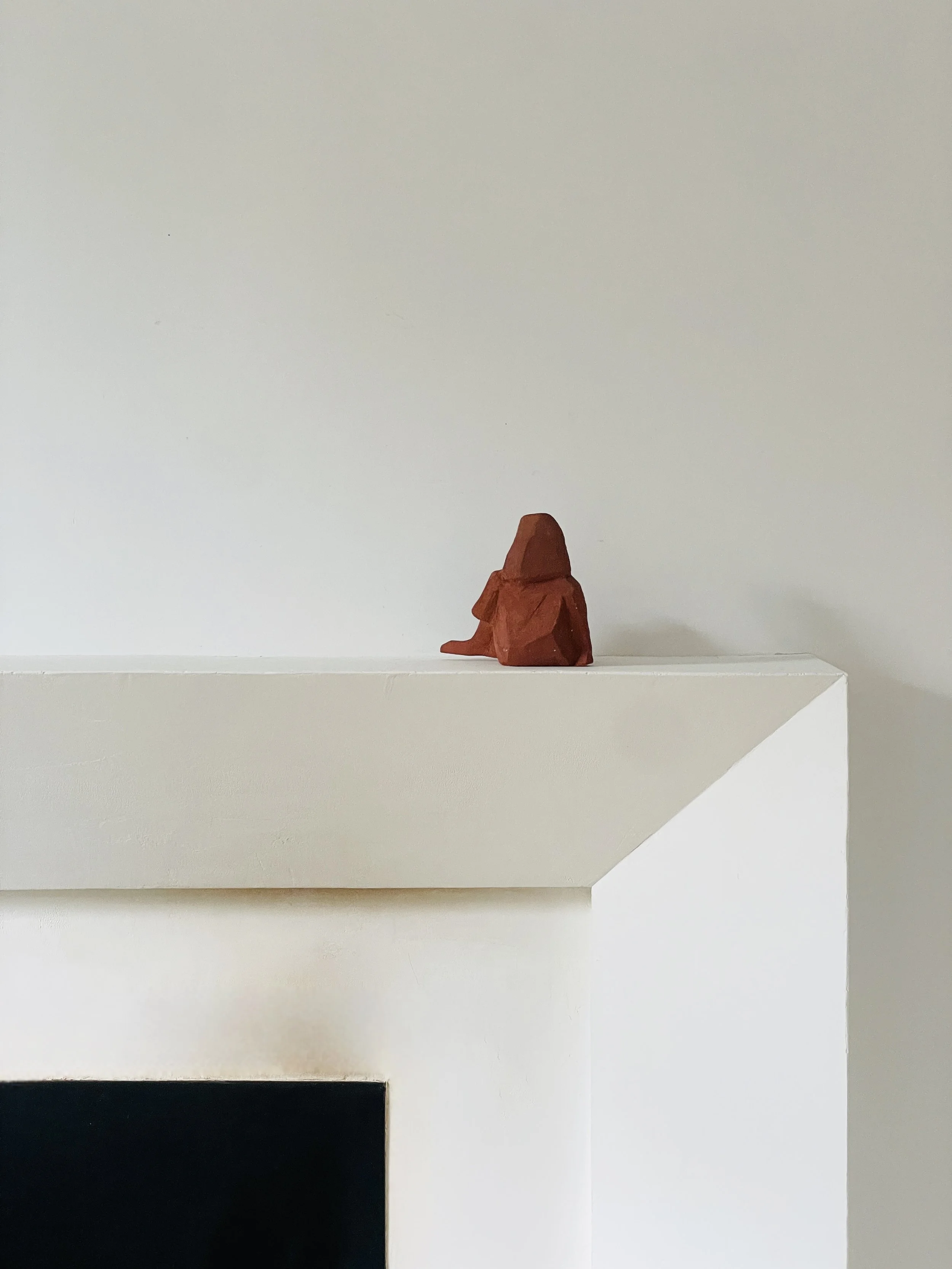 MATERI(A)NTIQUES SMALL TERRA COTTA SEATED FEMALE FIGURE SCULPTURE(5).jpg