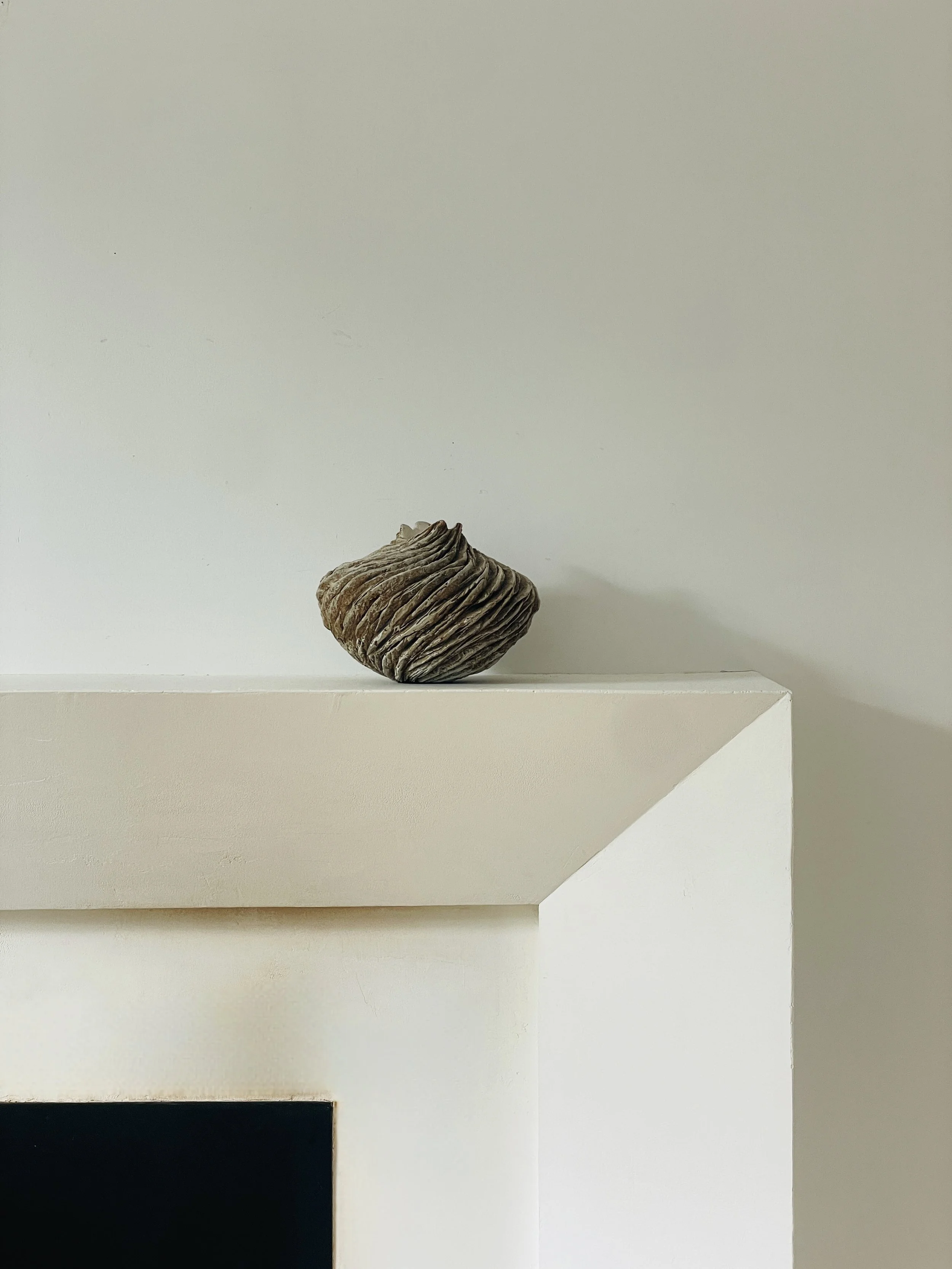 MATERI(A)NTIQUES MEDIUM STUDIO CERAMIC IVORY : GREIGE OVAL TWIST VASE(3).jpg