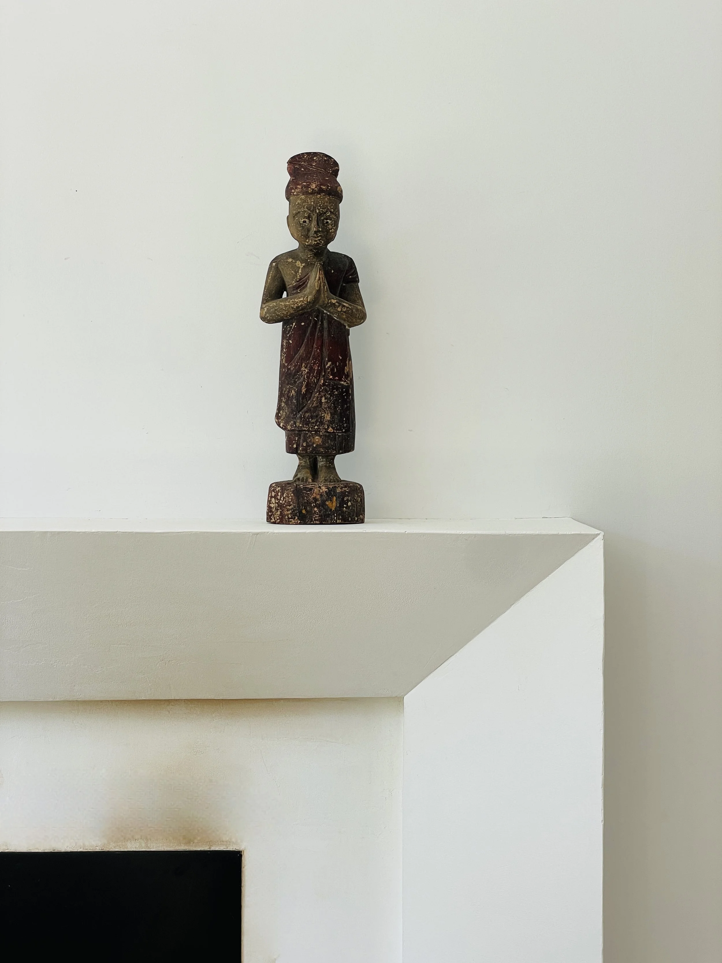 MATERI(A)NTIQUES TALL WOODEN BURMESE FIGURE STATUE WITH RED DETAILING.jpg