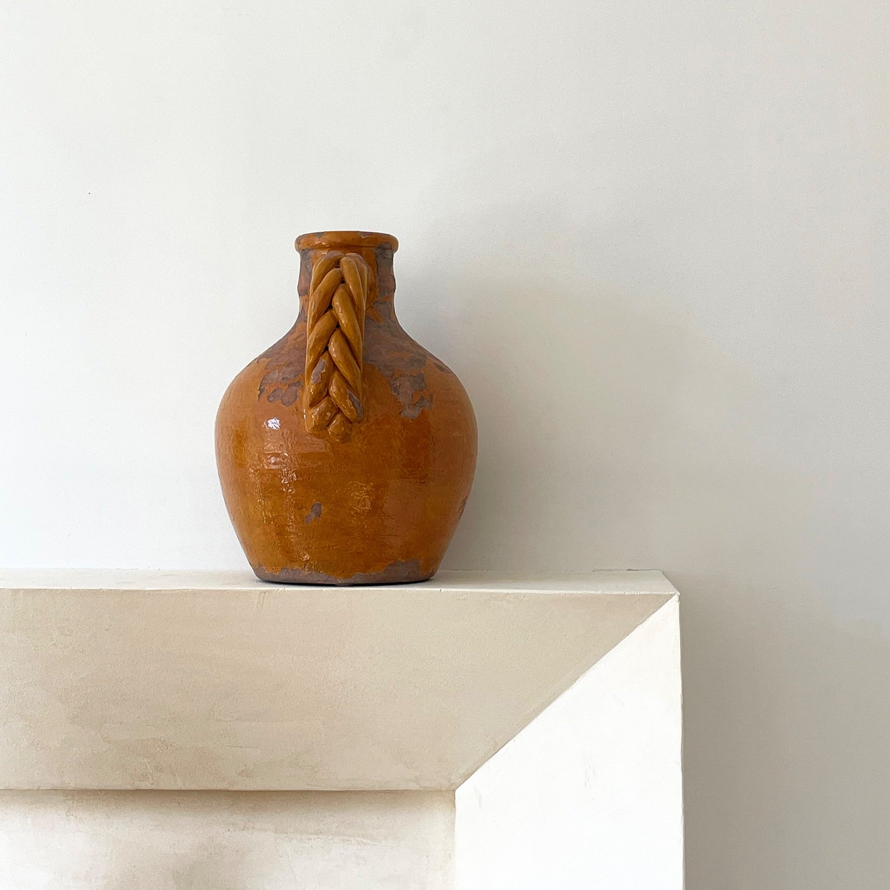 MATERIA-ANTIQUES-LARGE-TUMERIC-BRAIDED-HANDLE-STUDIO-POTTERY-VESSEL-RELEASE-4%284%29.jpg