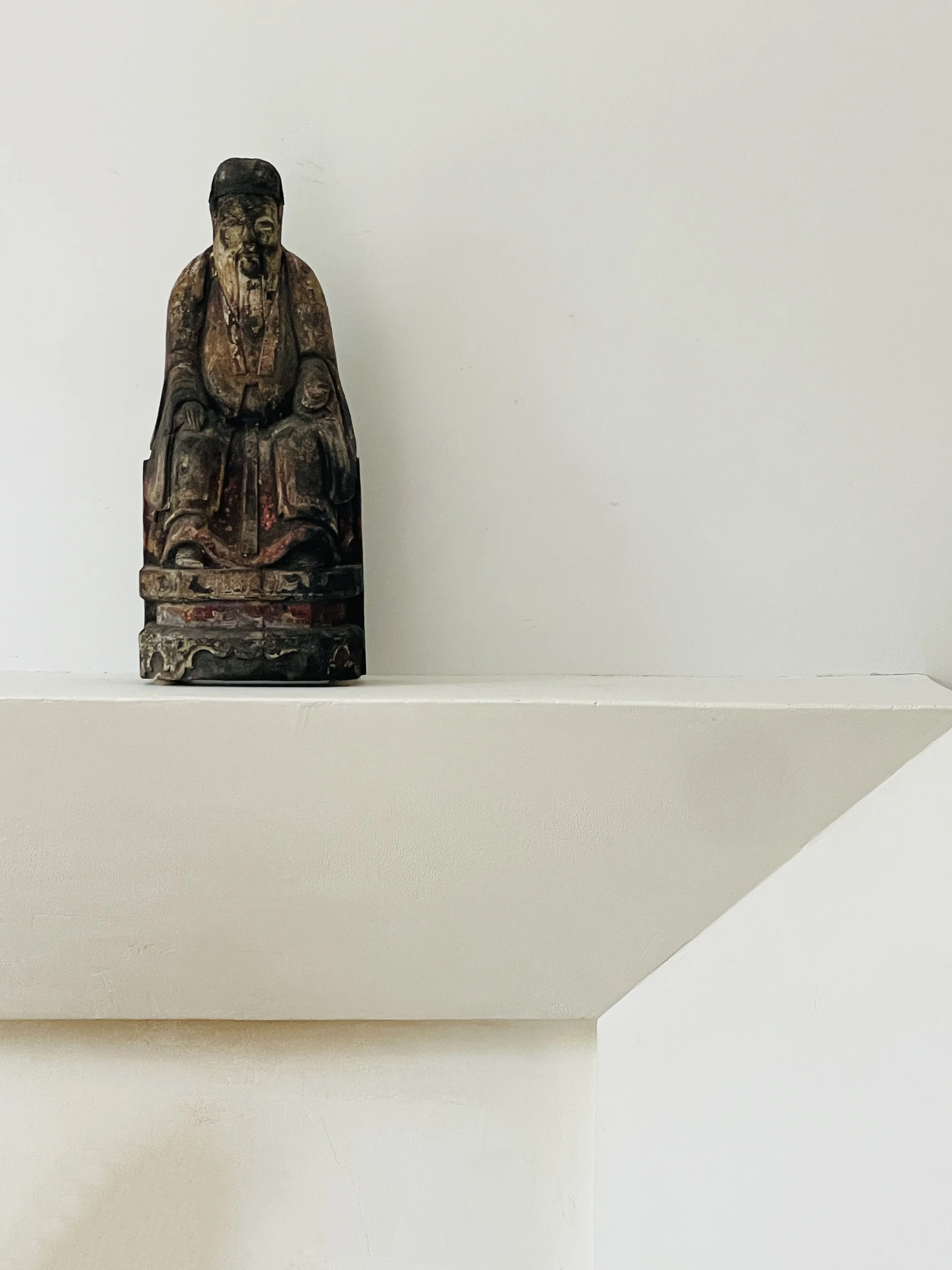 MATERI(A)NTIQUES CARVED WOODEN FIGURE "LORD OF LAND"(2).jpg