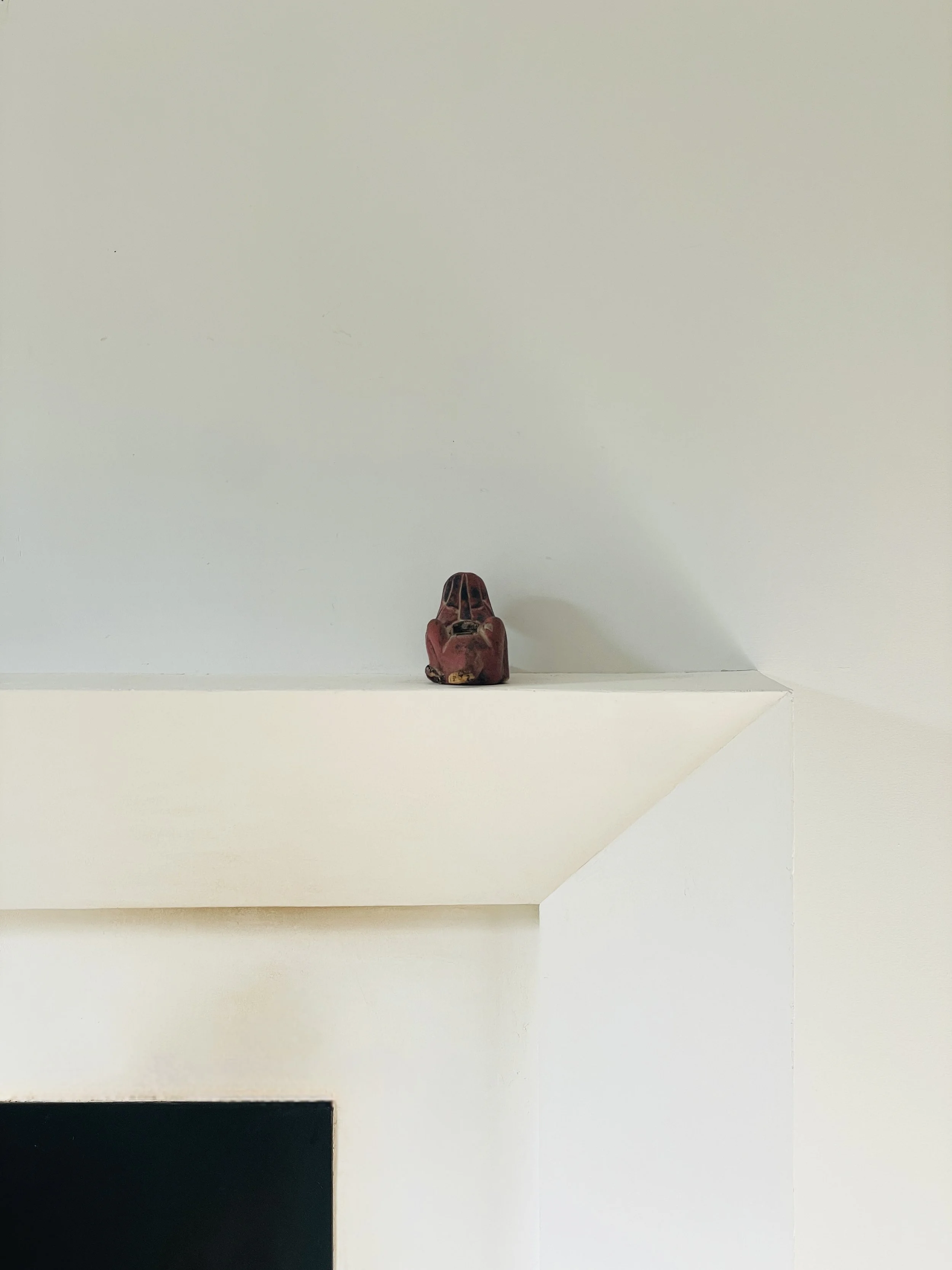 MATERI(A)NTIQUES THAI RED PAINTED WOOD SPHYNX CARVING(2).jpg