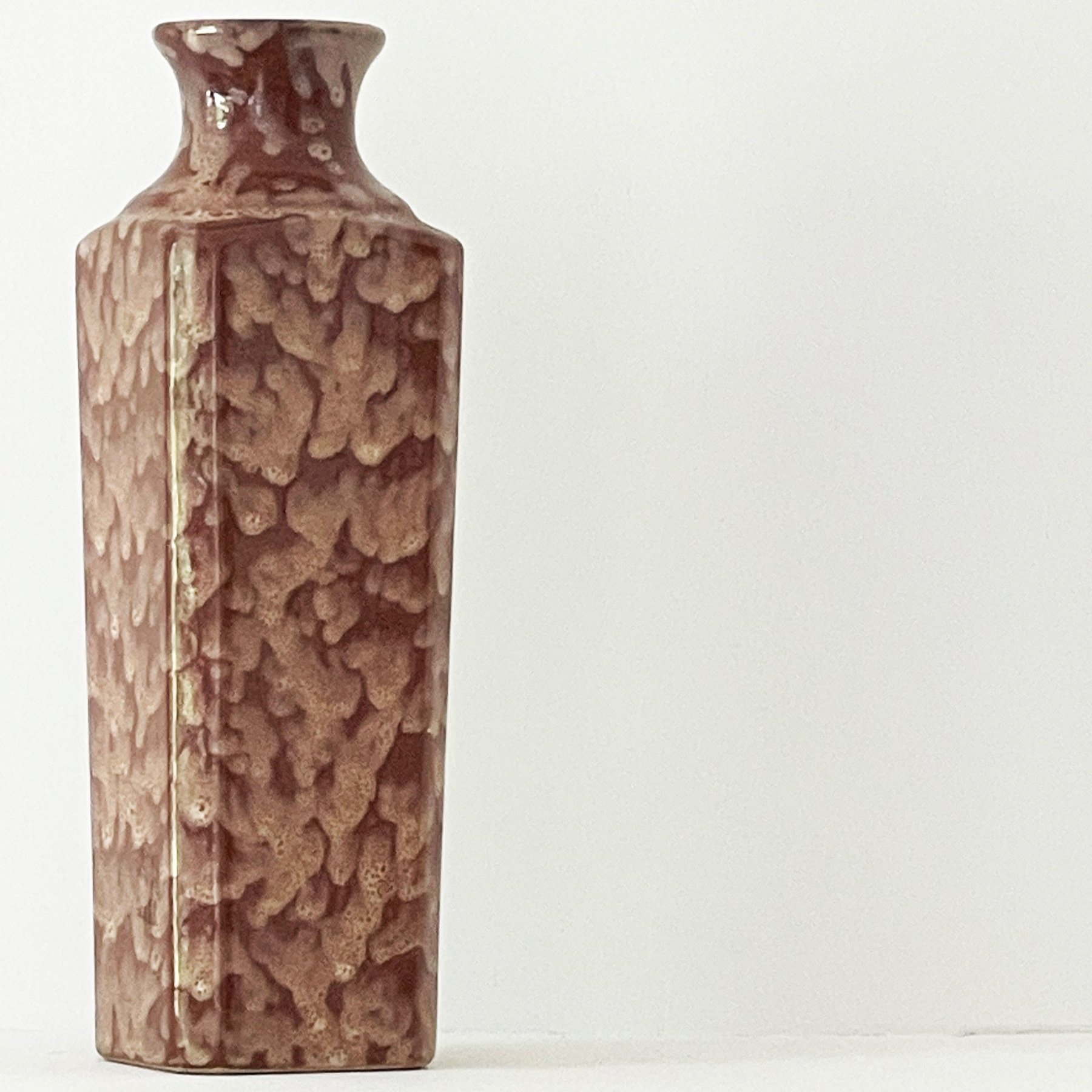MATERIA-ANTIQUES-RUST-SQUARE-TEXTURED-GLAZE-CERAMIC-VESSEL-RELEASE-2.2.jpg