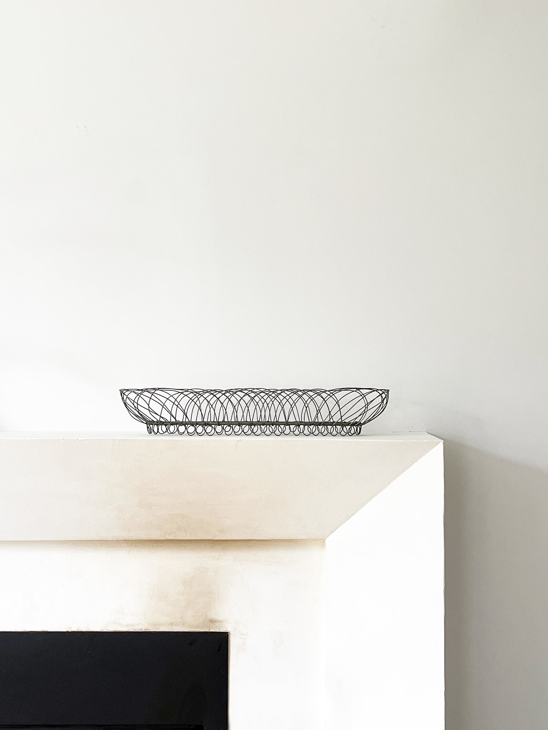 MATERI(A)NTIQUES MEDIUM PRIMITIVE LONG WIRE BASKET(3).jpg