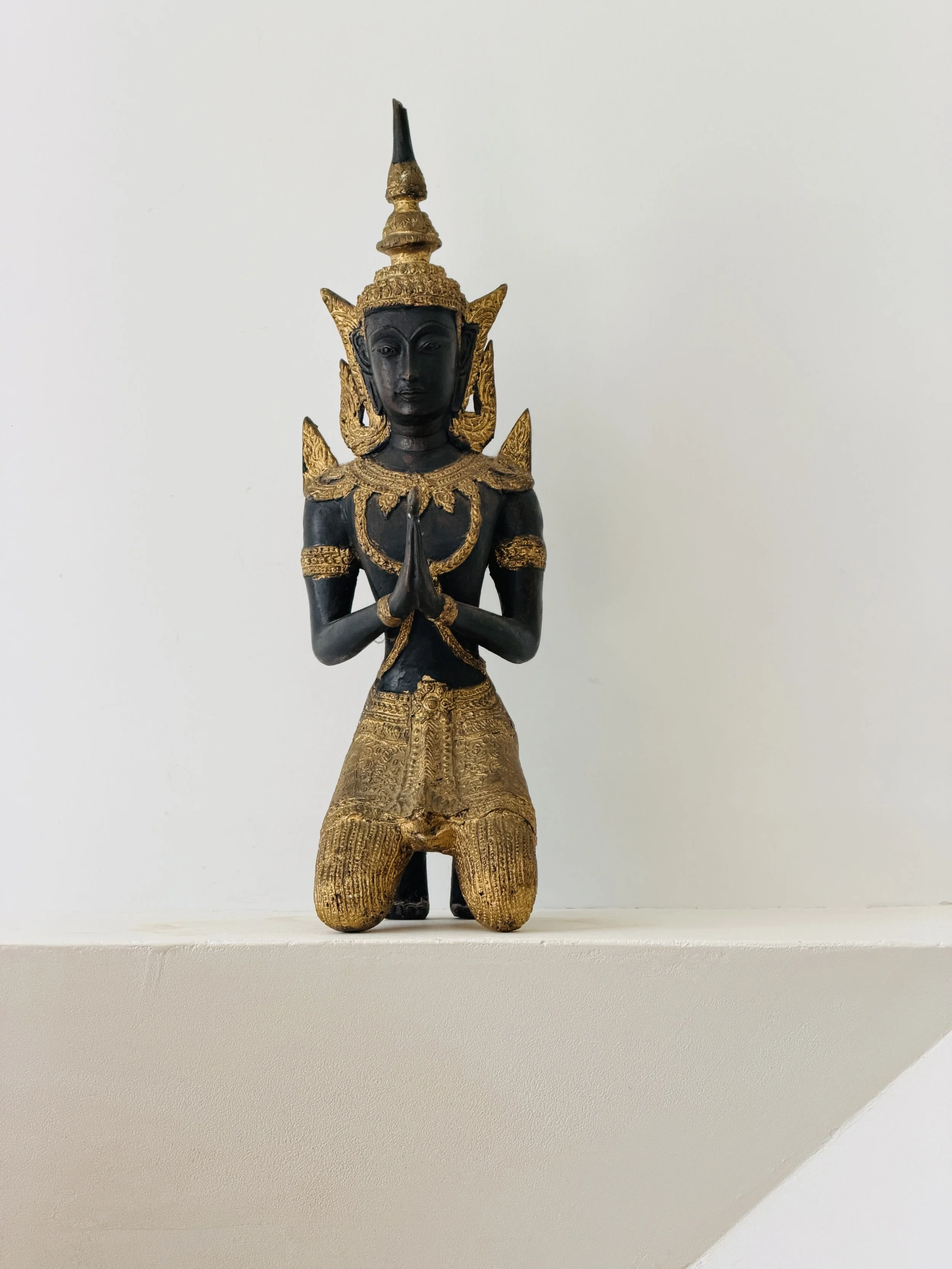 MATERI(A)NTIQUES EXTRA LARGE GILT BRONZE THAI TEPPANOM BUDDHA STATUE 573-A(2).jpg