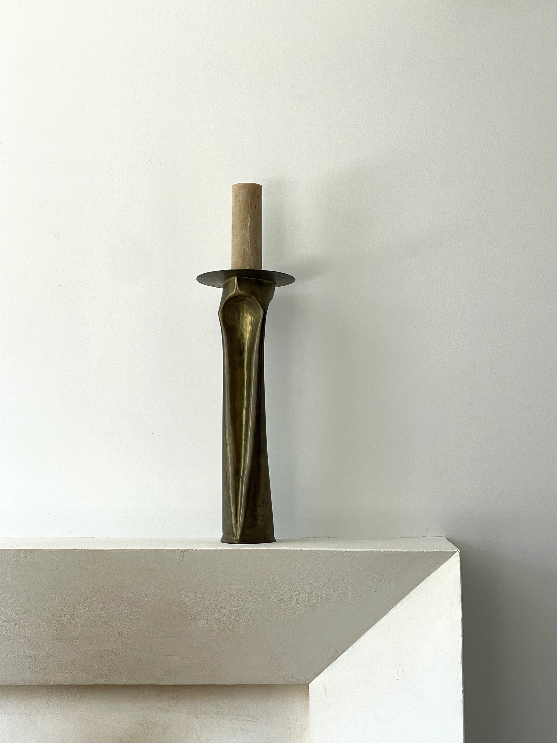 MATERI(A)NTIQUES TALL METAL TRIANGLE CANDLE HOLDER(2).jpg