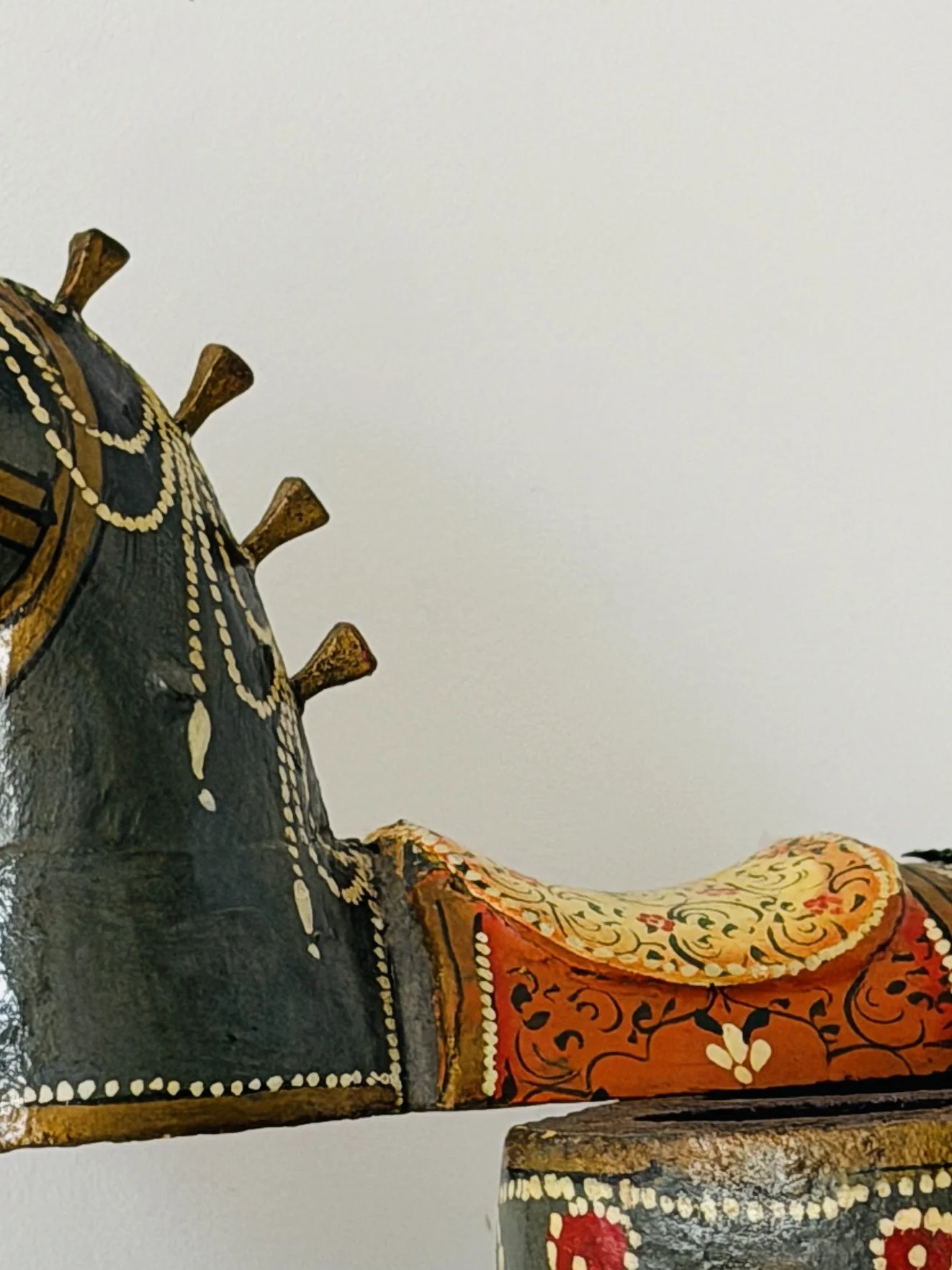 MATERI(A)NTIQUES PAINTED WOOD RAJASTHANI SPICE HORSE.9.jpg