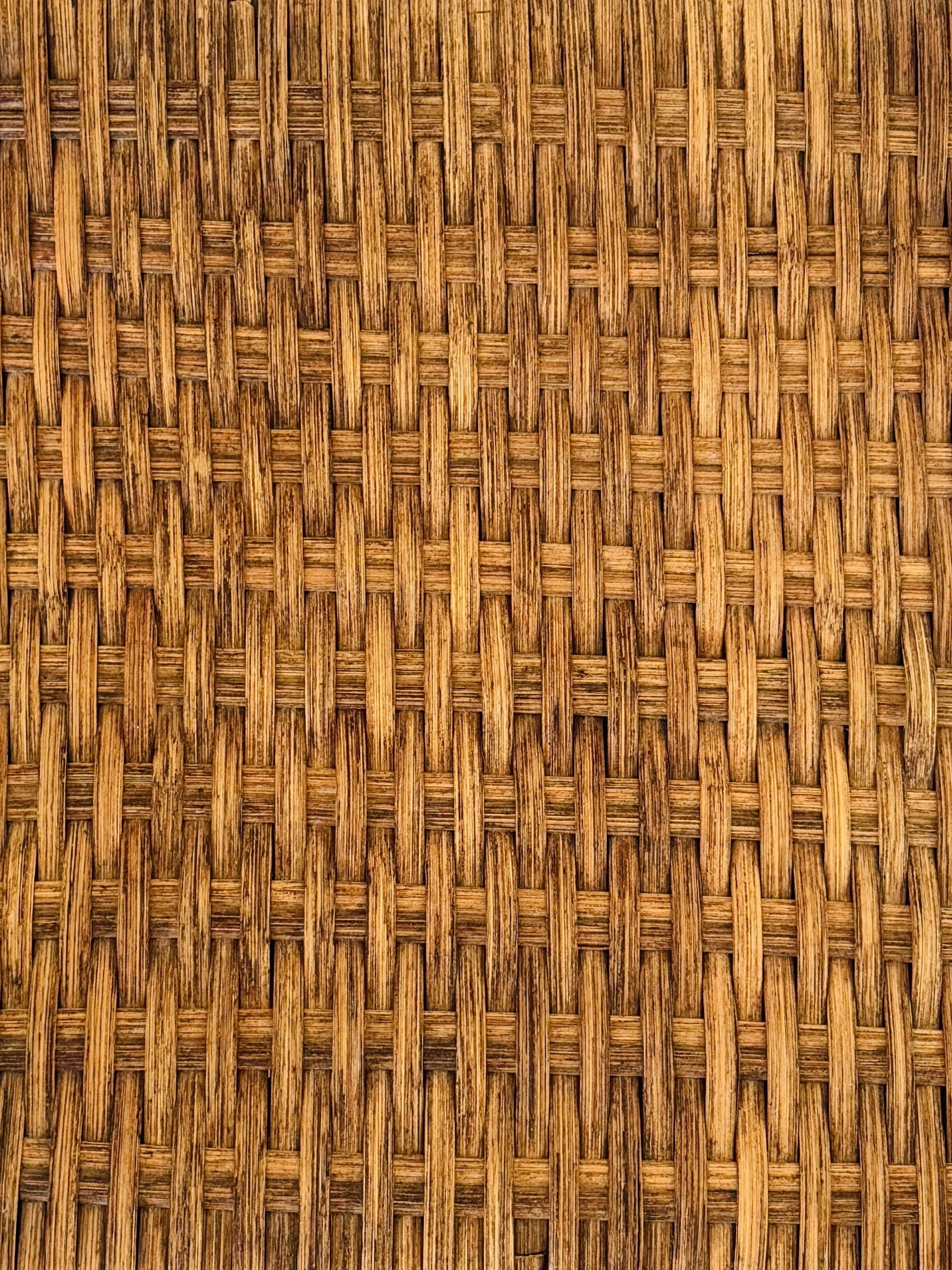 MATERI(A)NTIQUES PRIMITIVE WOOD AND GRASS SEAT CHILDREN'S CHAIR.6.jpg