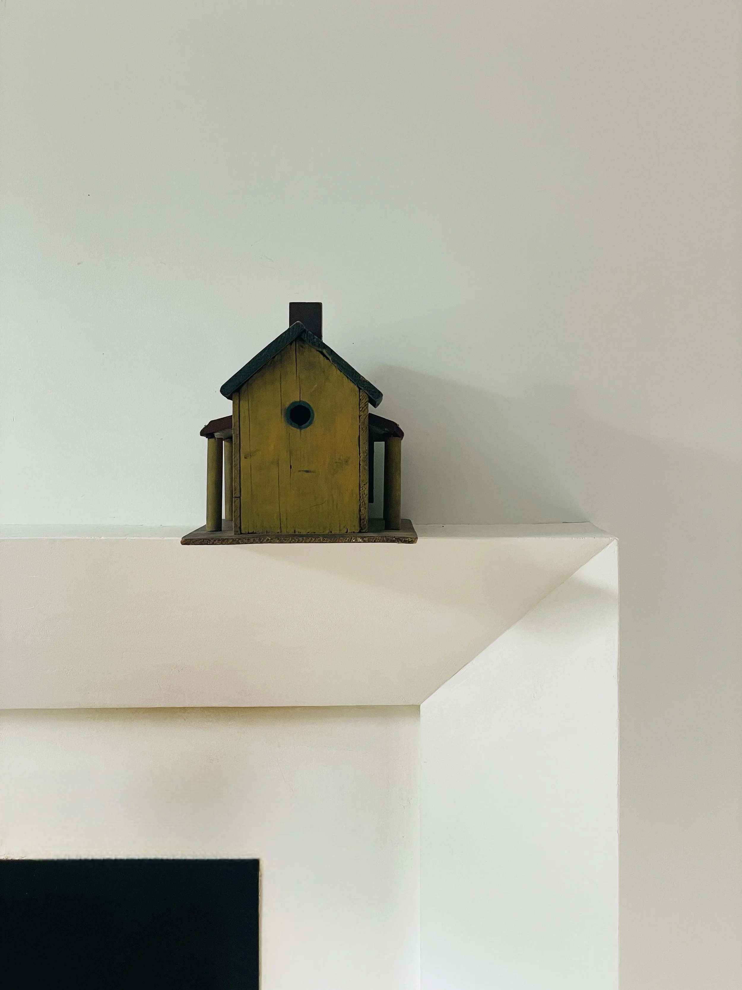 MATERI(A)NTIQUES MEDIUM GREEN, BURGUNDY AND OCHRE BIRD HOUSE(2).jpg