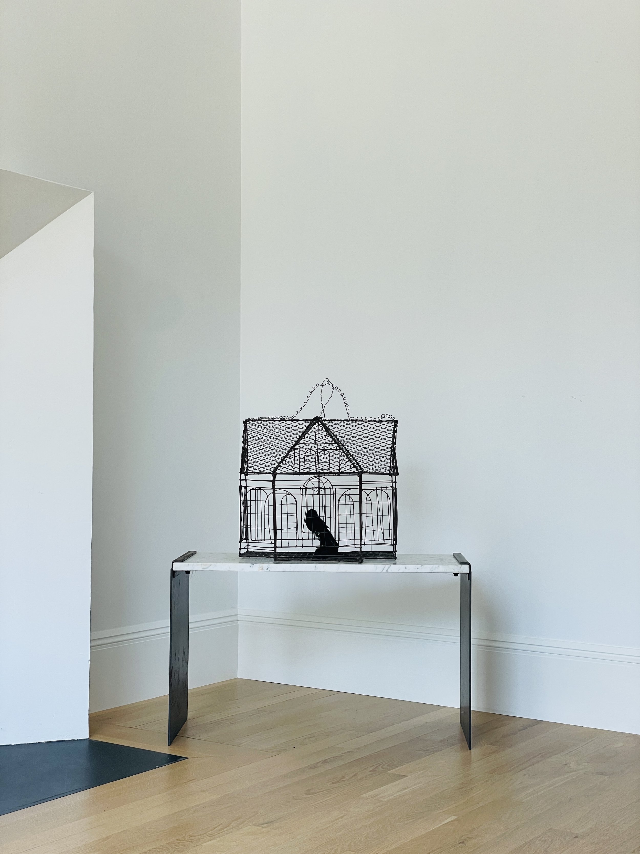 MATERI(A)NTIQUES MEDIUM PRIMITIVE WIRE HOUSE BIRDCAGE(7).jpg