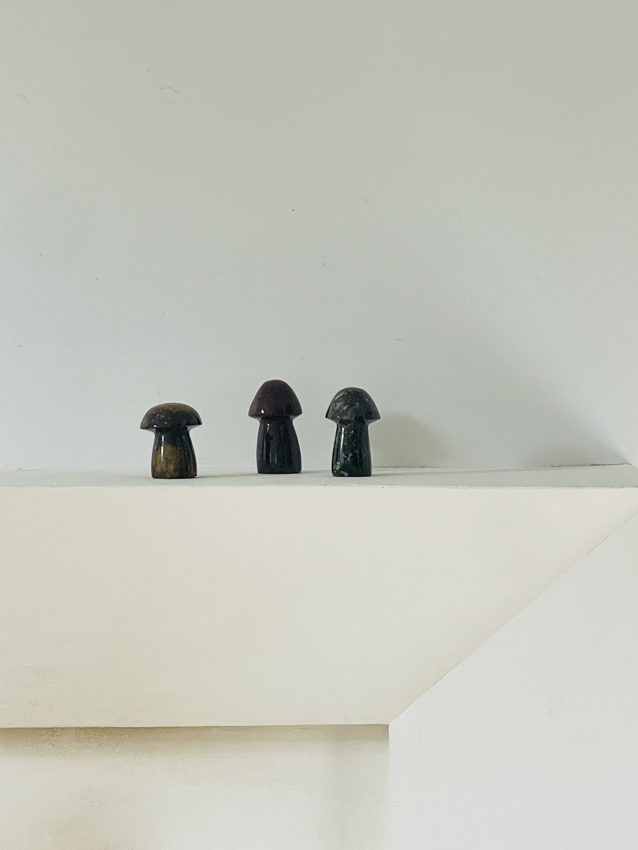 MATERI(A)NTIQUES SET OF THREE STONE TABLETOP MUSHROOMS(2).jpg